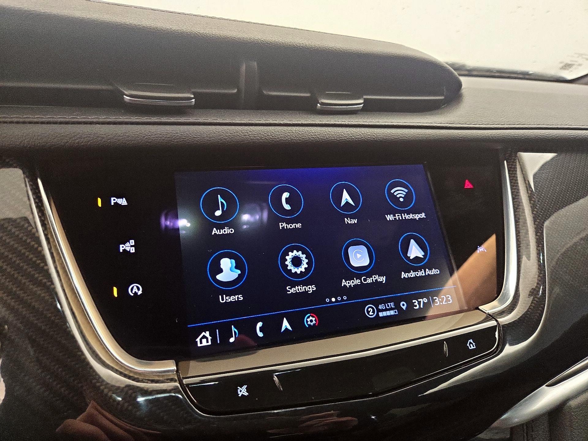 Thumbnail: 2024 Cadillac XT6 - 15