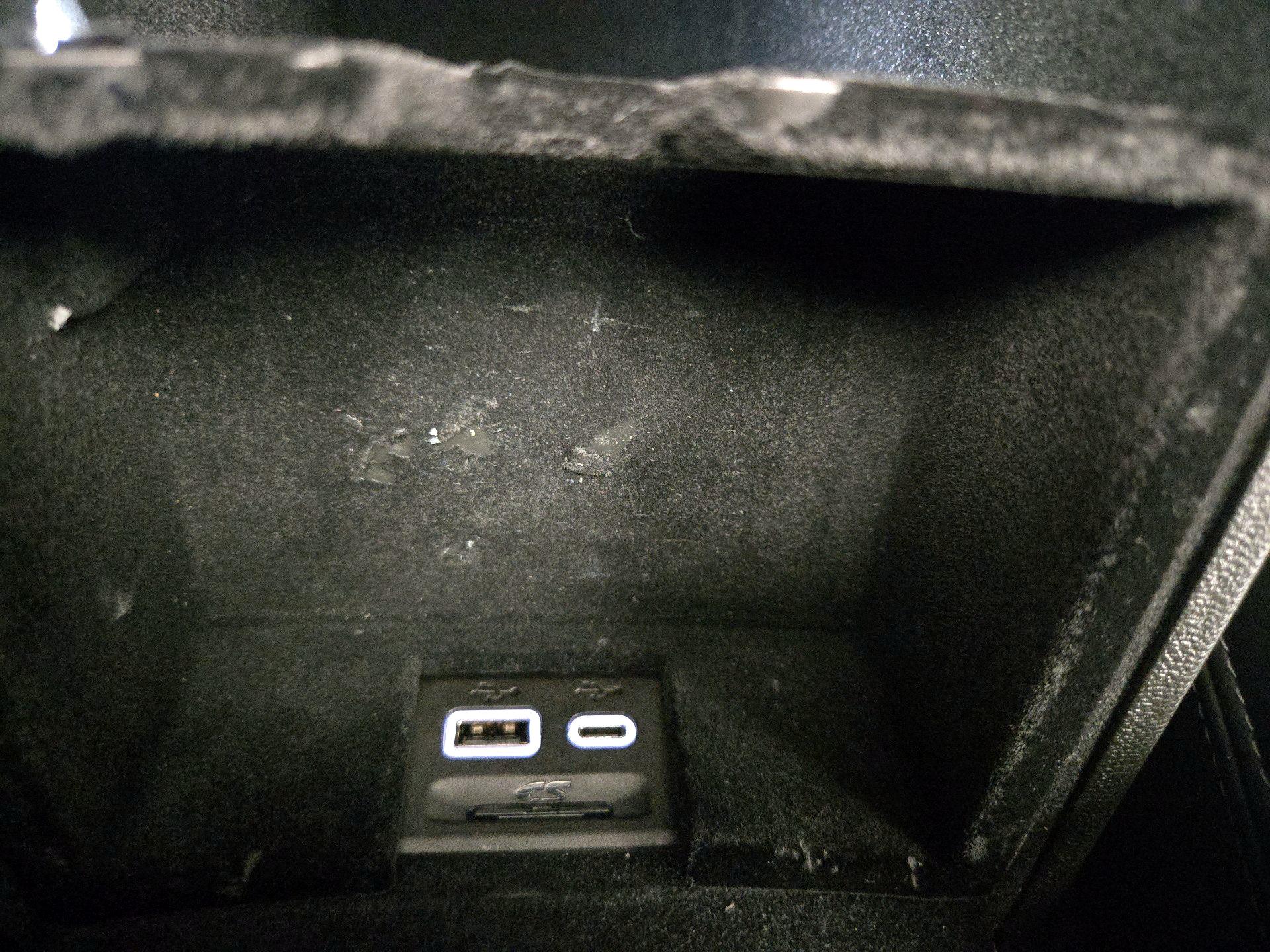 Thumbnail: 2024 Cadillac XT6 - 18