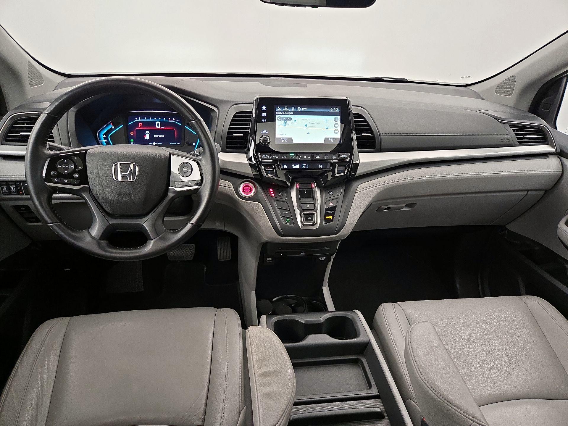 Thumbnail: 2018 Honda Odyssey - 9