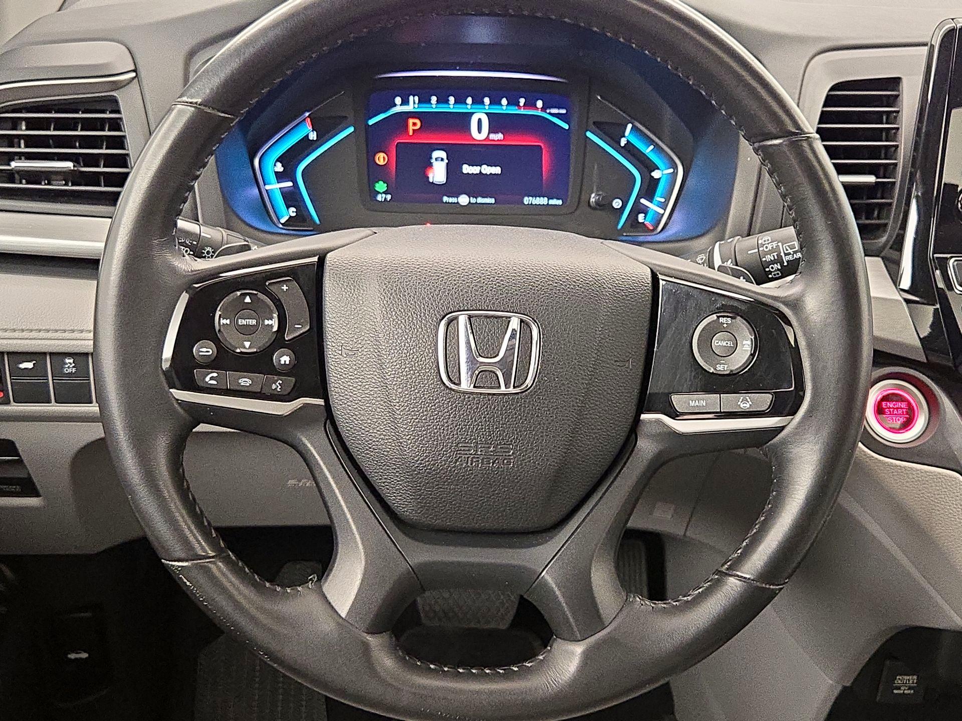 Thumbnail: 2018 Honda Odyssey - 10