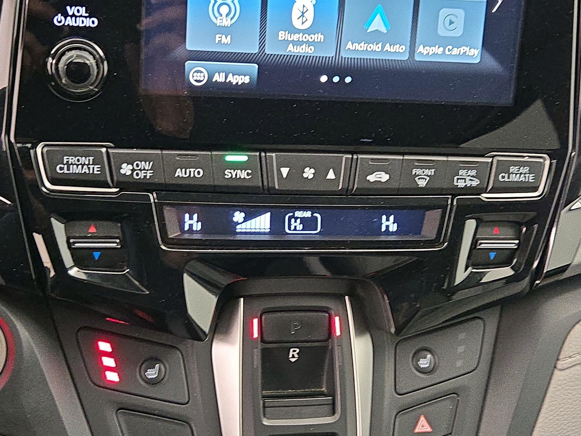 Thumbnail: 2018 Honda Odyssey - 17