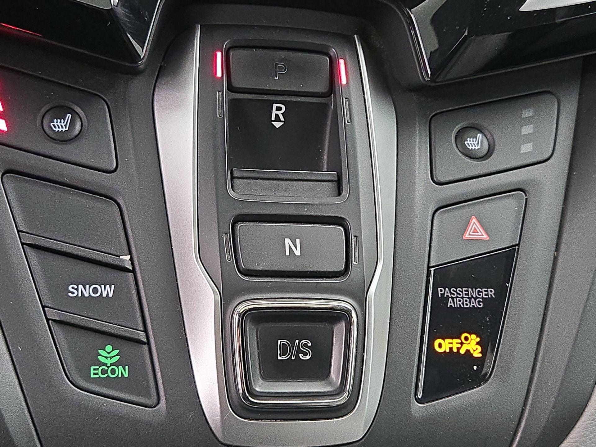 Thumbnail: 2018 Honda Odyssey - 18