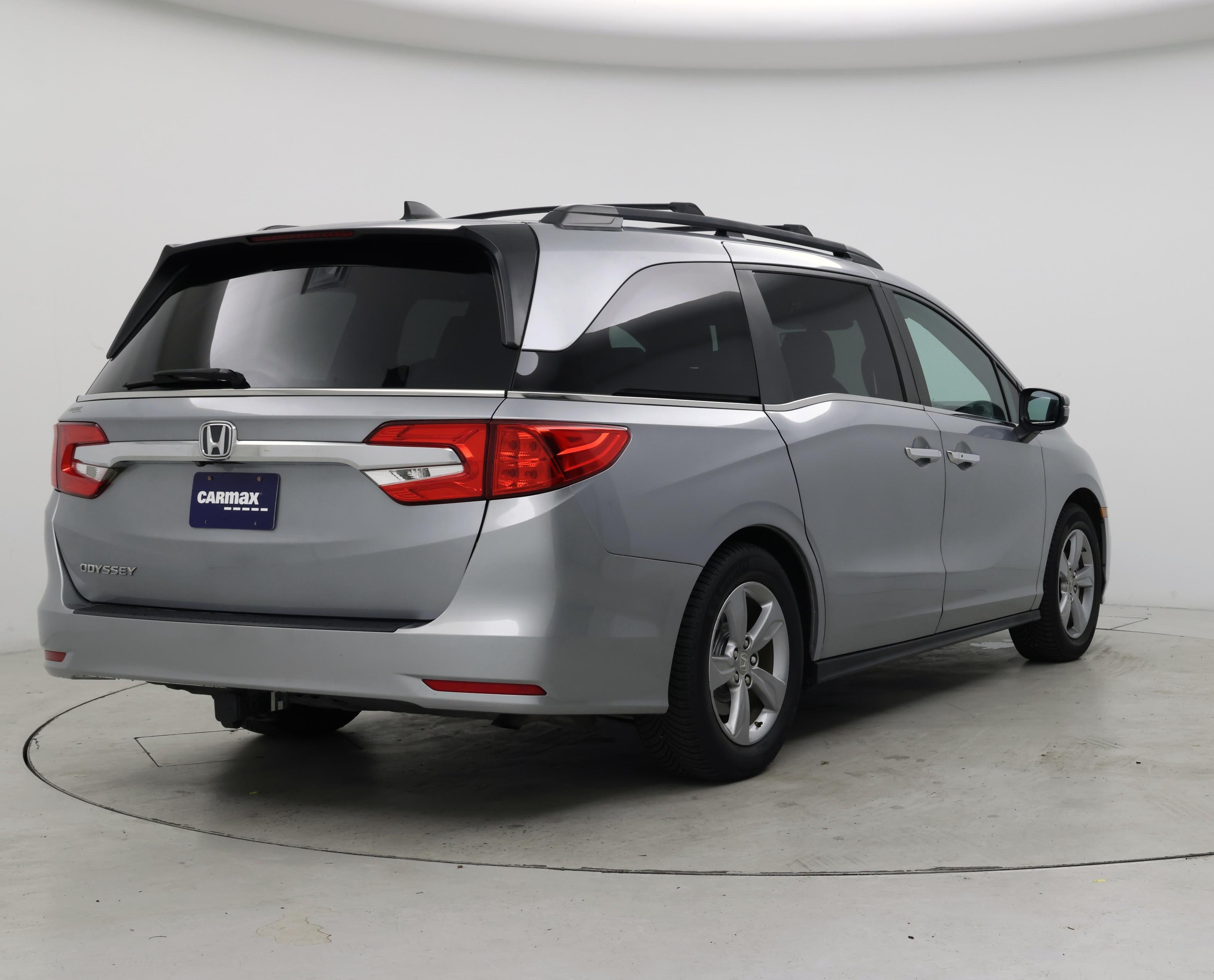 Thumbnail: 2018 Honda Odyssey - 8