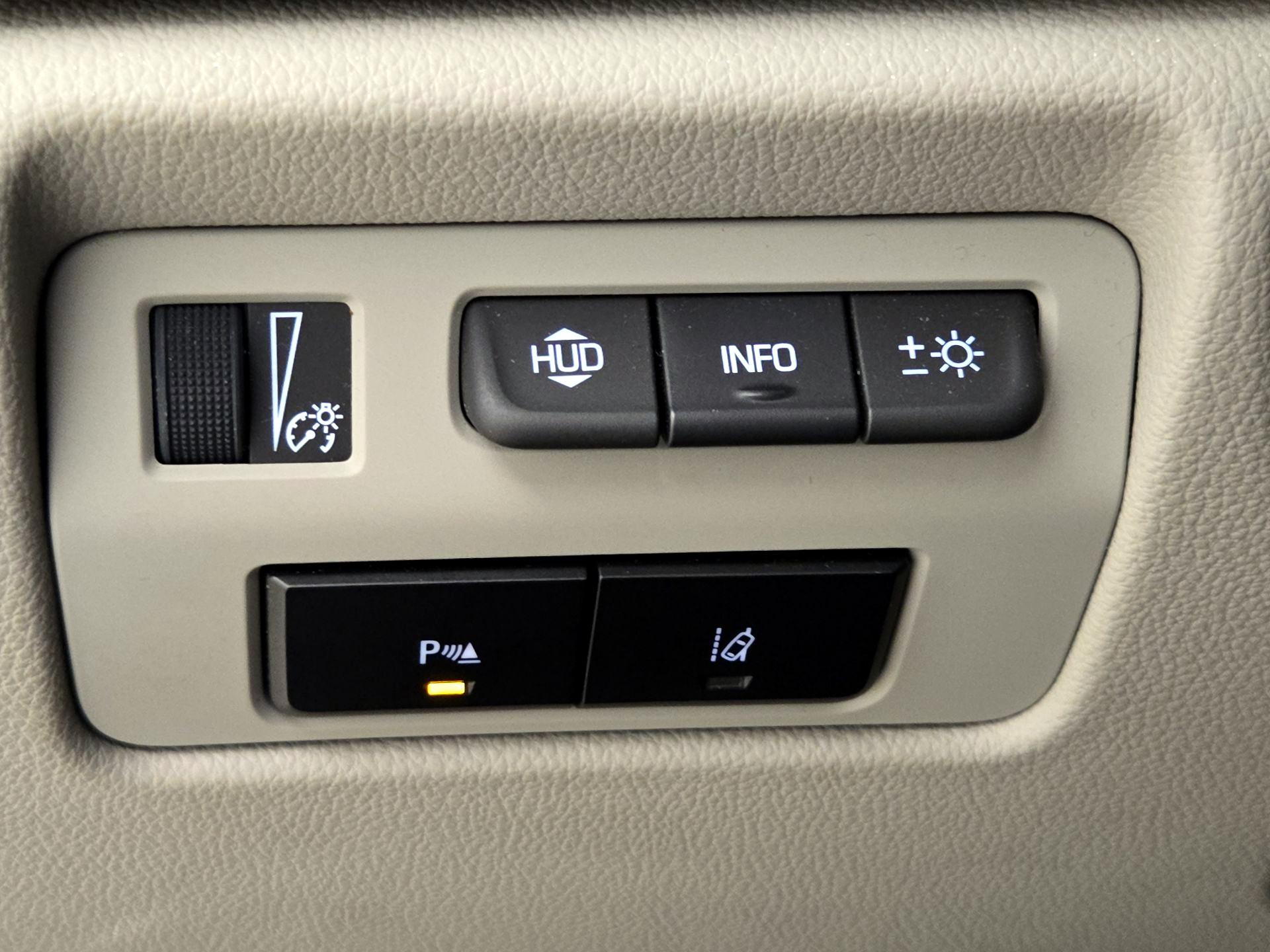 Thumbnail: 2014 Cadillac ATS - 13