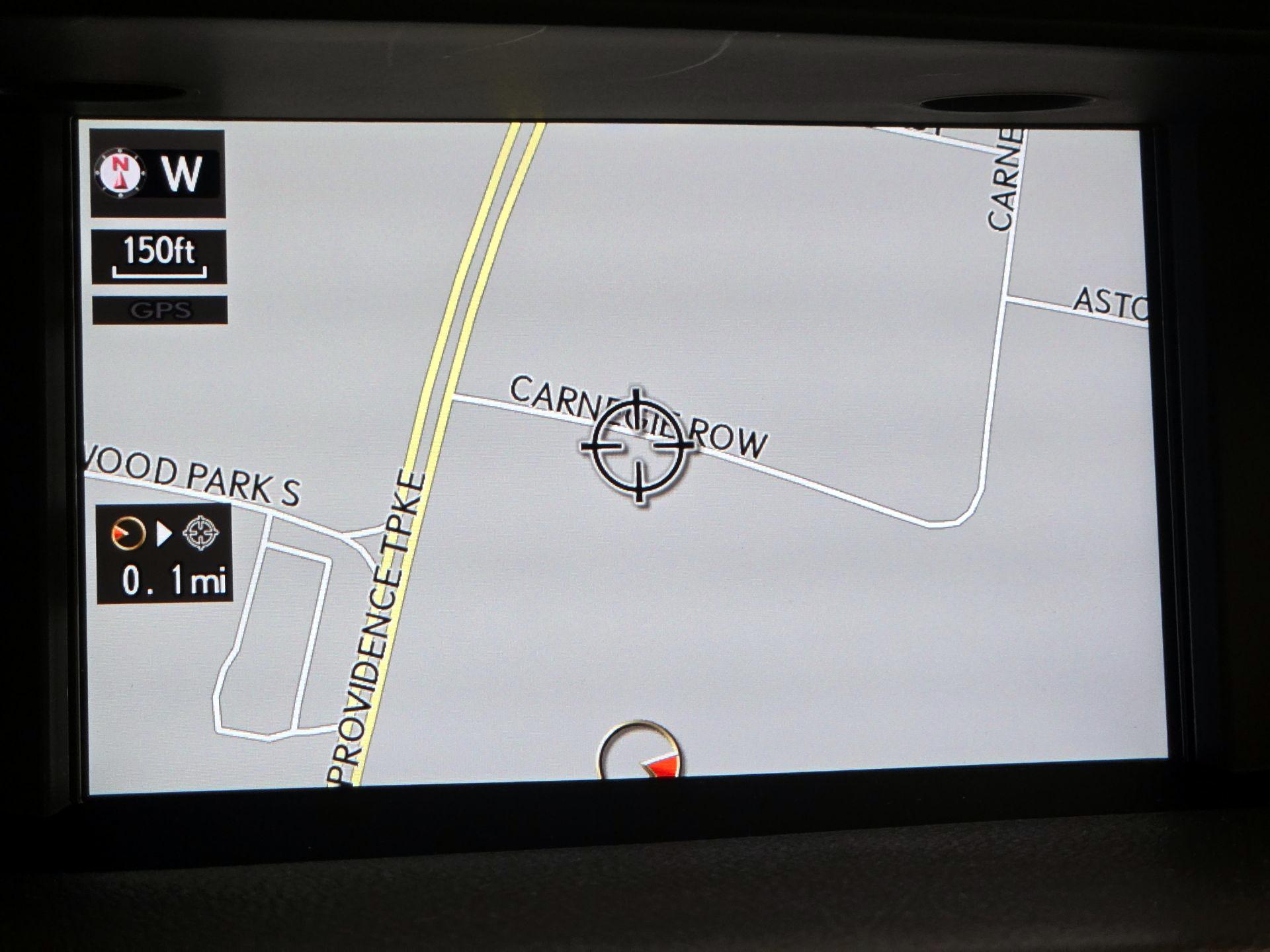 Thumbnail: 2017 Lexus ES - 14