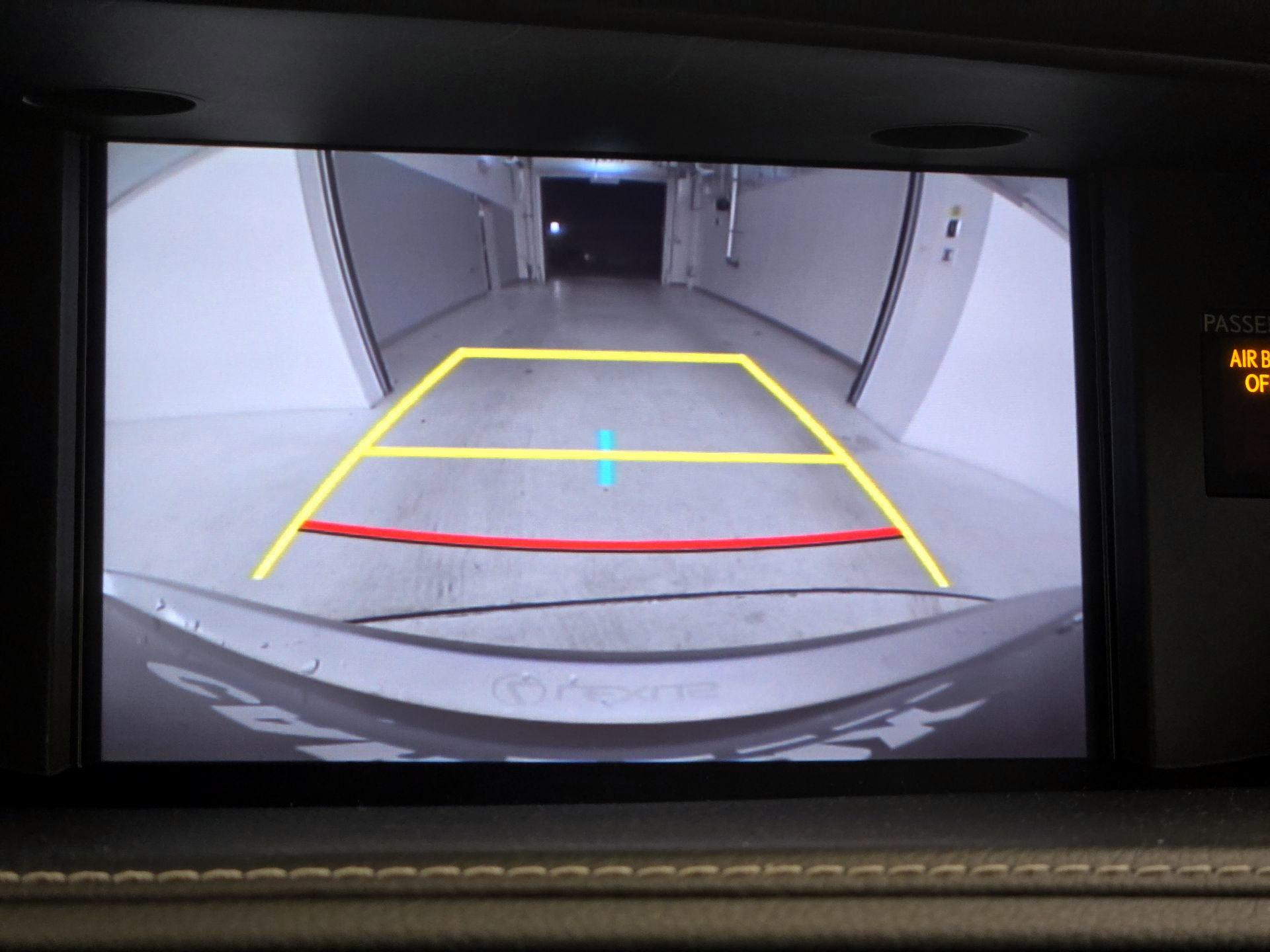 Thumbnail: 2017 Lexus ES - 15