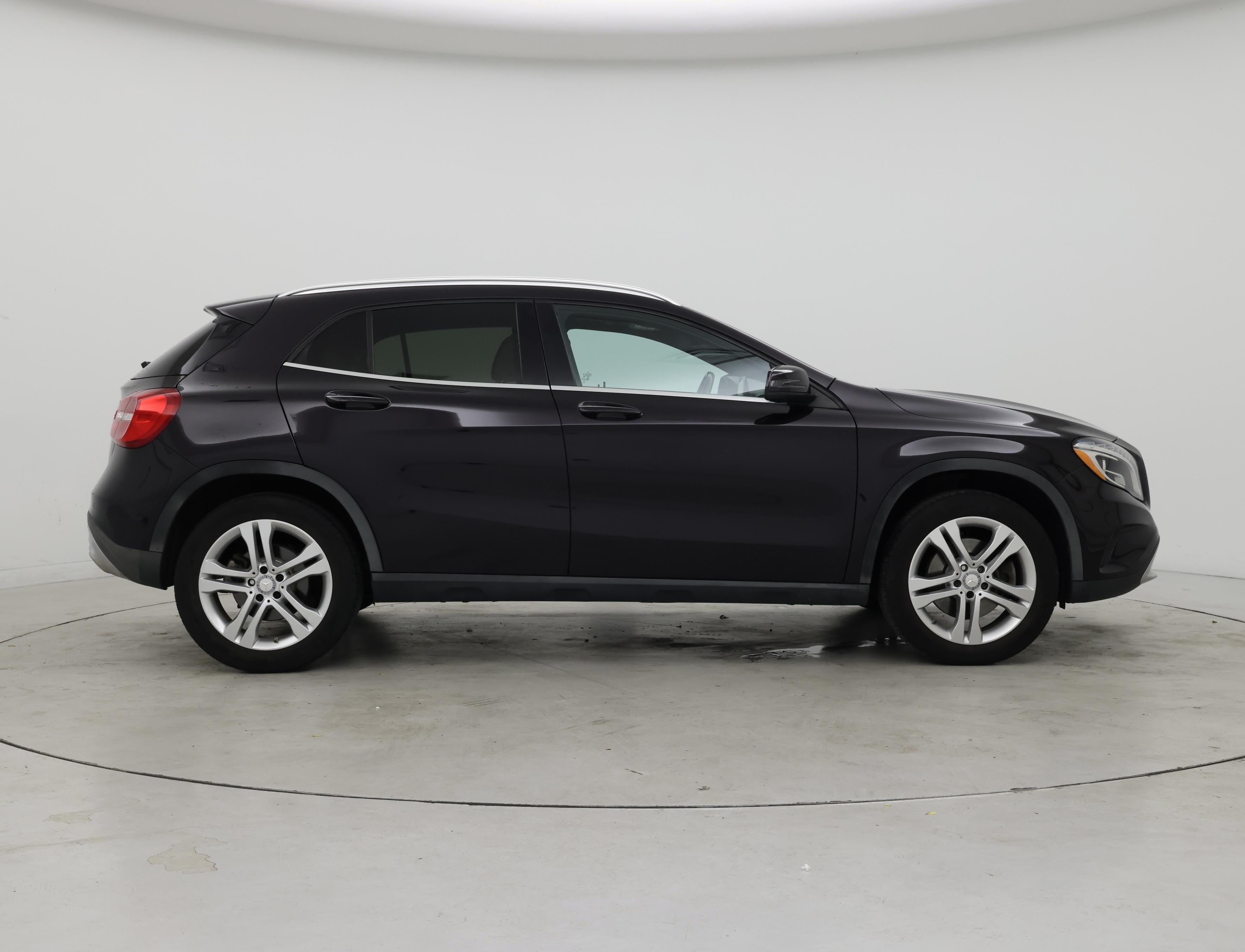 Thumbnail: 2016 Mercedes-Benz GLA - 7