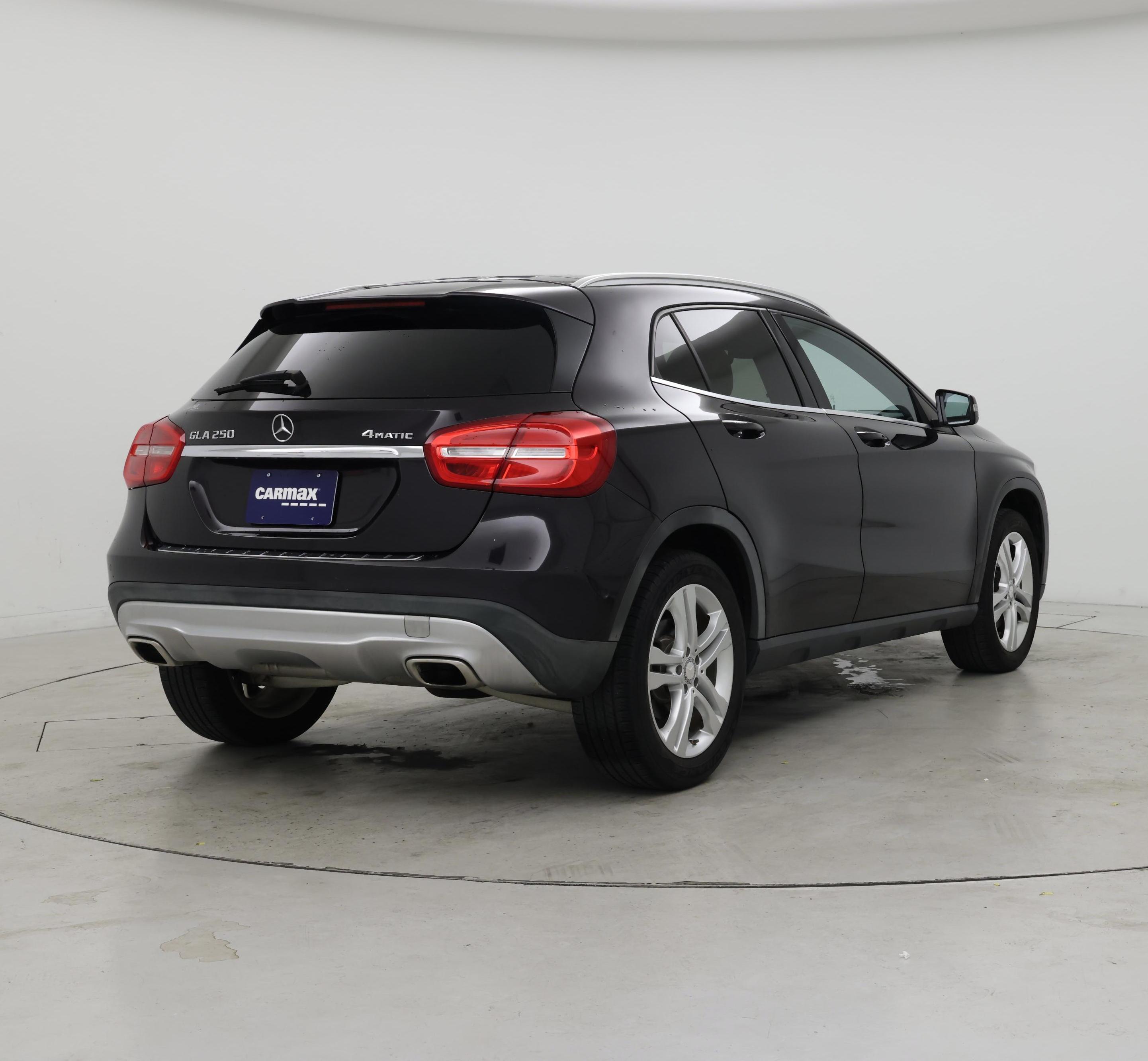 Thumbnail: 2016 Mercedes-Benz GLA - 8