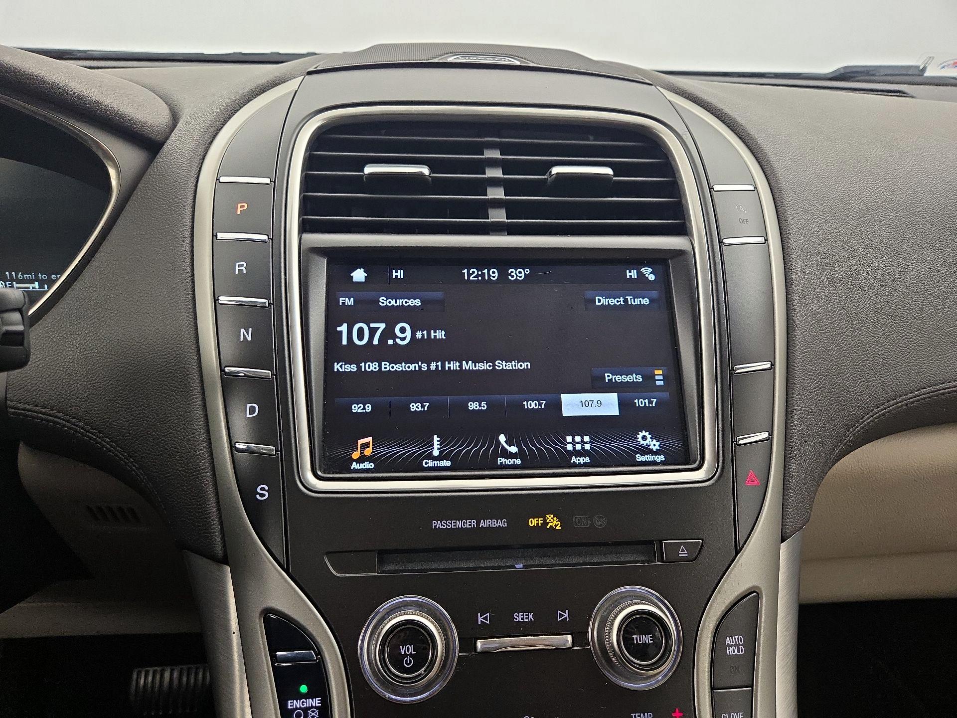 Thumbnail: 2019 Lincoln Nautilus - 14