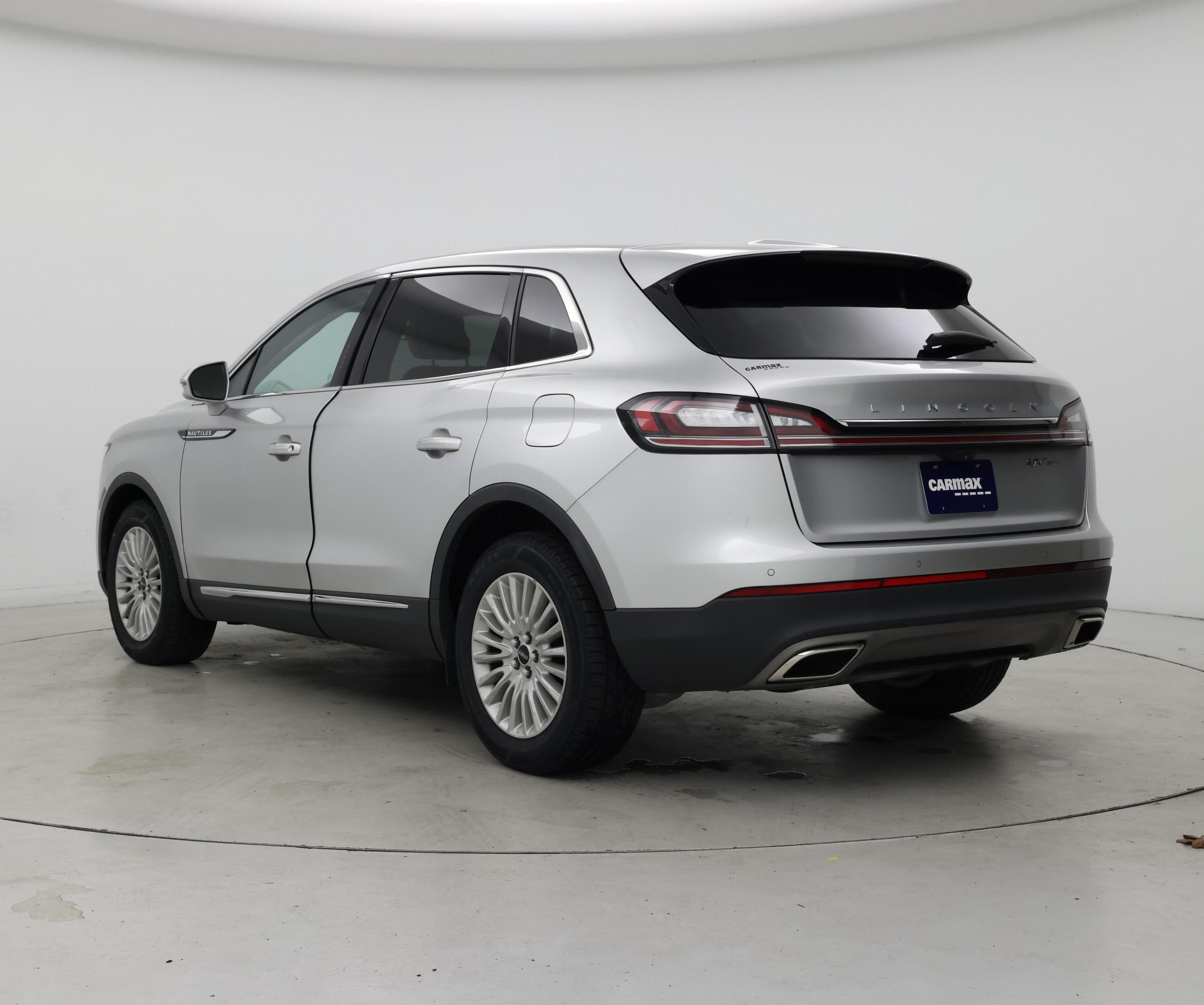 Thumbnail: 2019 Lincoln Nautilus - 2