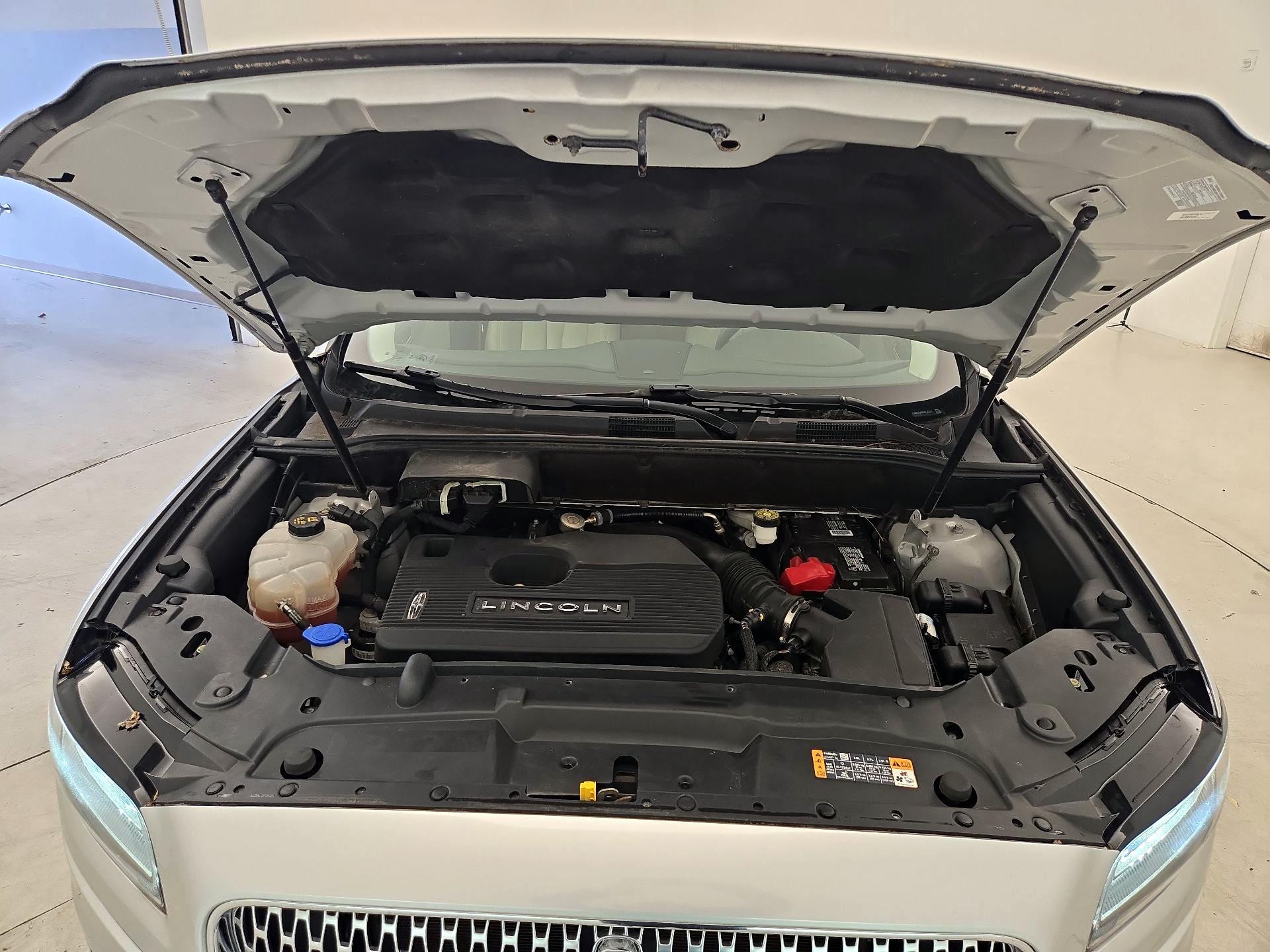 Thumbnail: 2019 Lincoln Nautilus - 20