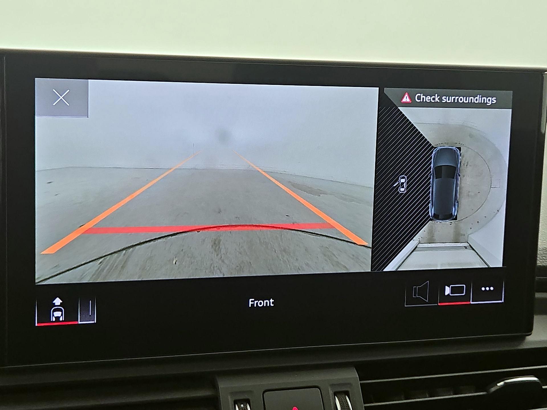 Thumbnail: 2021 Audi Q5 - 15