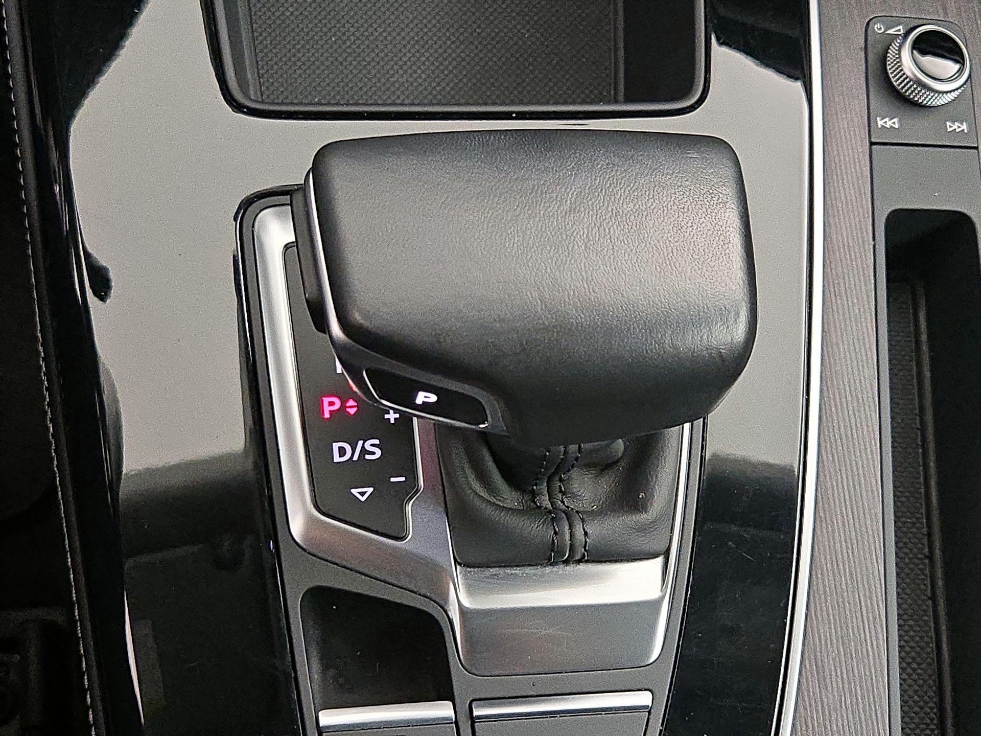 Thumbnail: 2021 Audi Q5 - 18