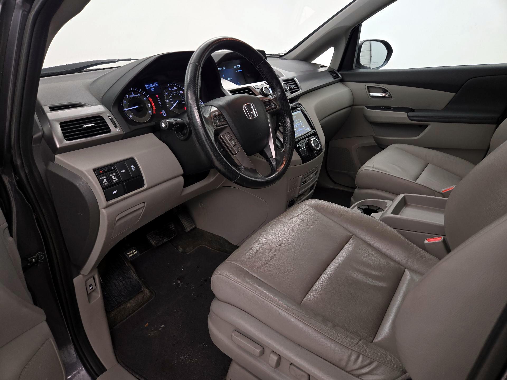 Thumbnail: 2015 Honda Odyssey - 11