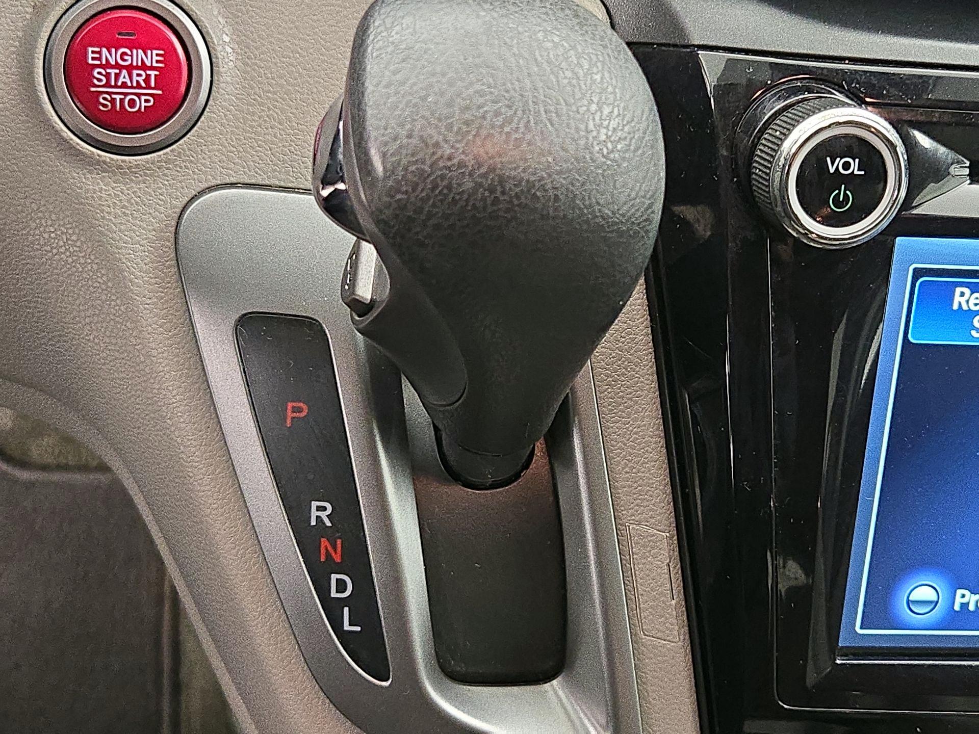 Thumbnail: 2015 Honda Odyssey - 17