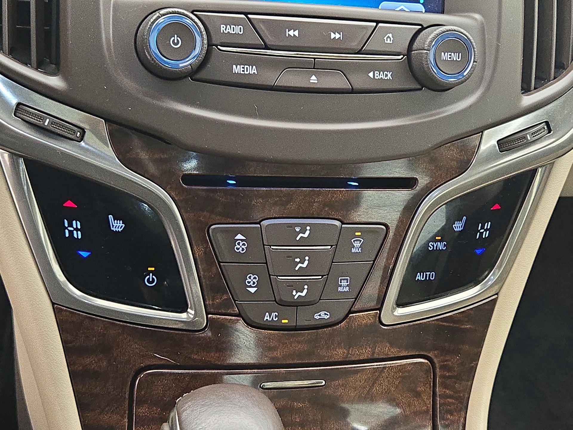 Thumbnail: 2014 Buick LaCrosse - 16