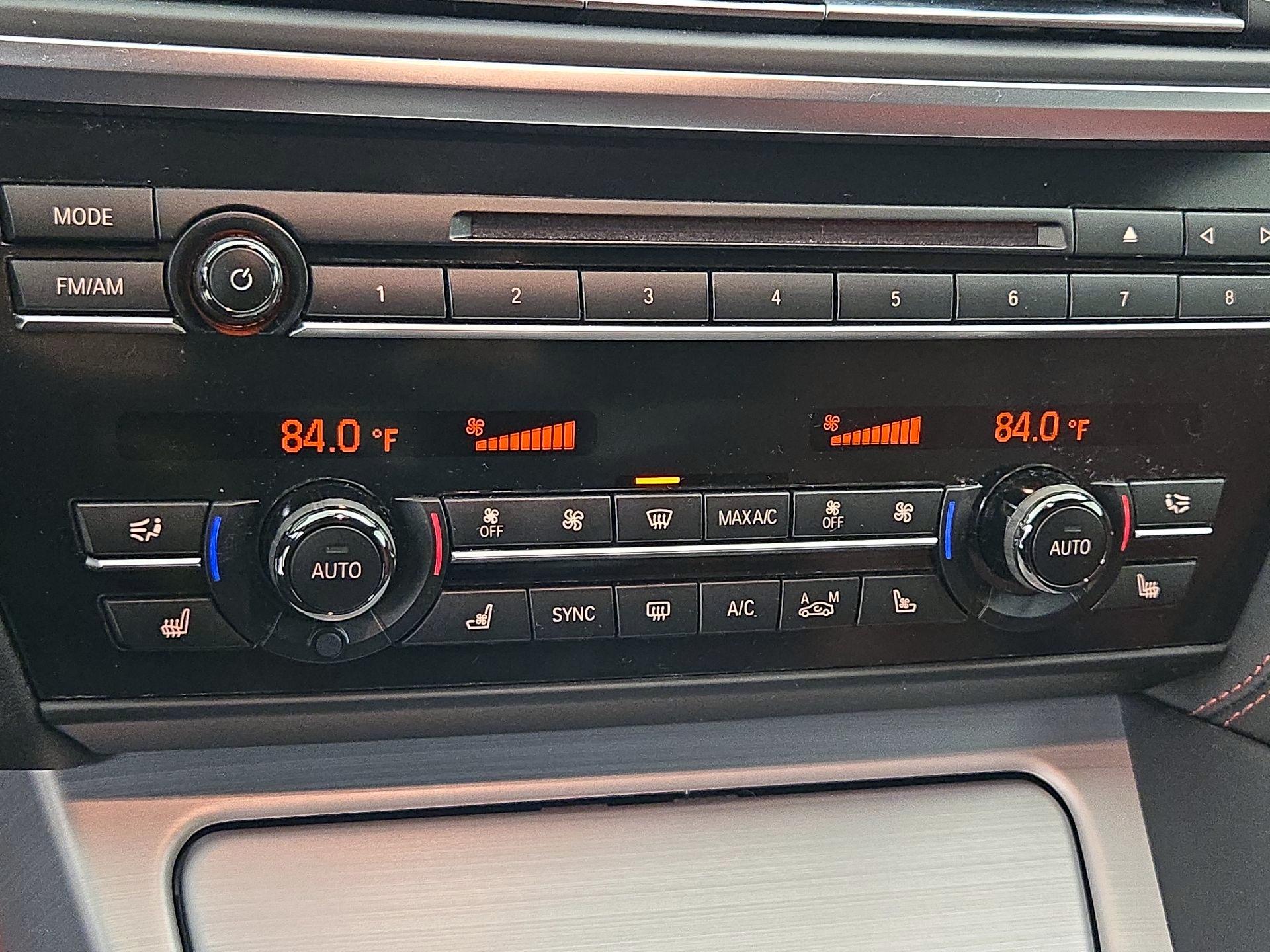 Thumbnail: 2015 BMW 6 Series - 16