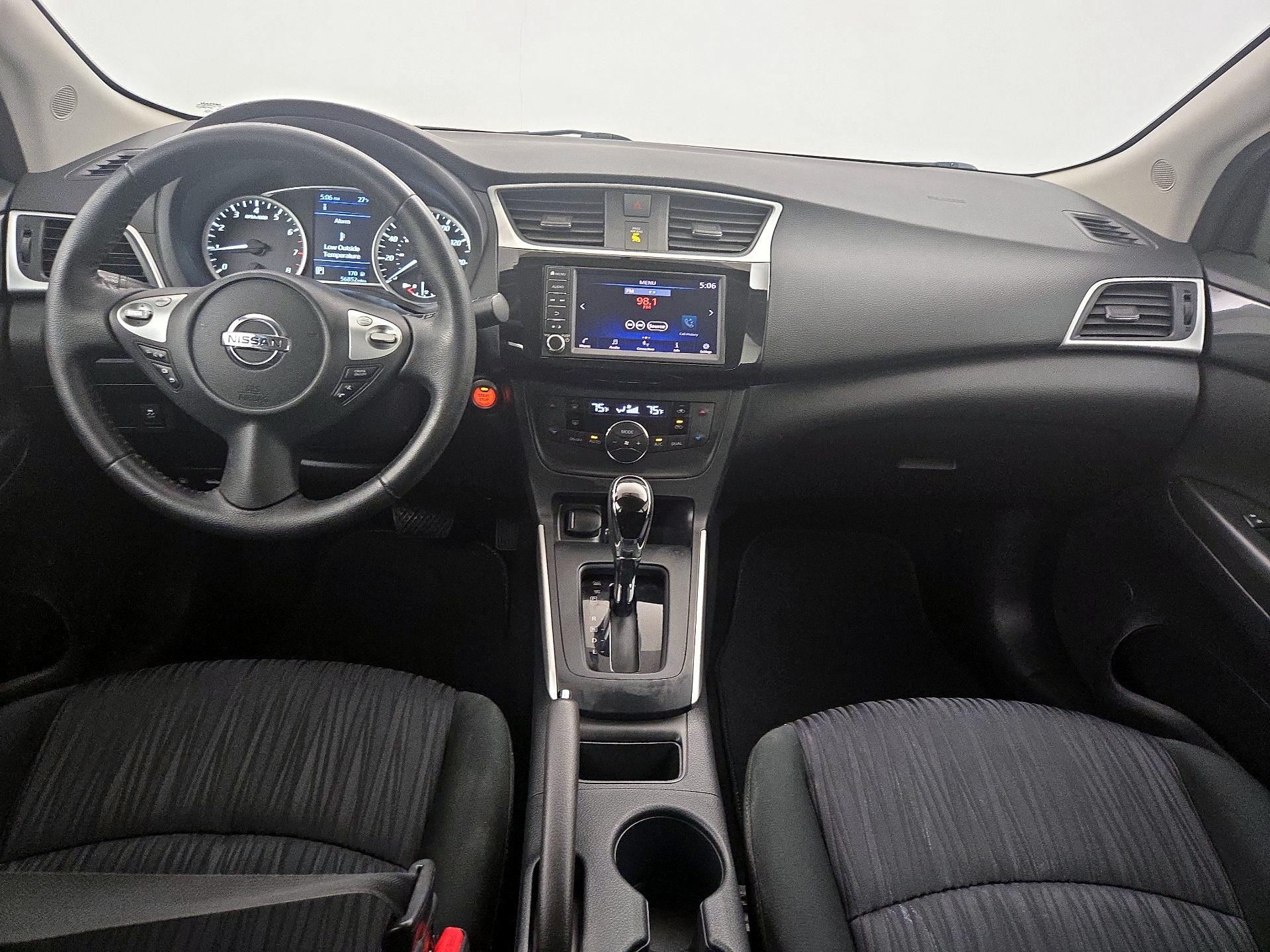 Thumbnail: 2019 Nissan Sentra - 9