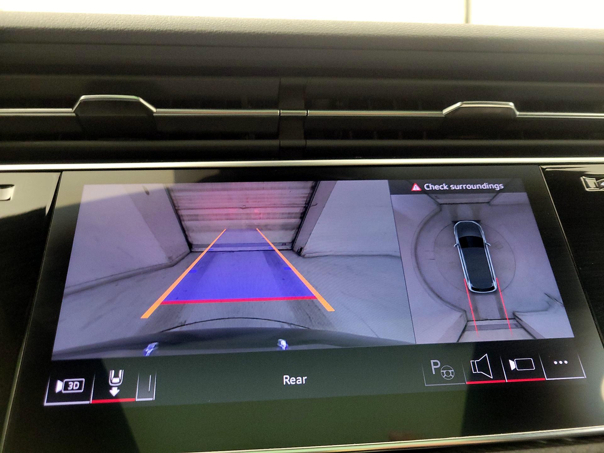 Thumbnail: 2025 Audi SQ7 - 14