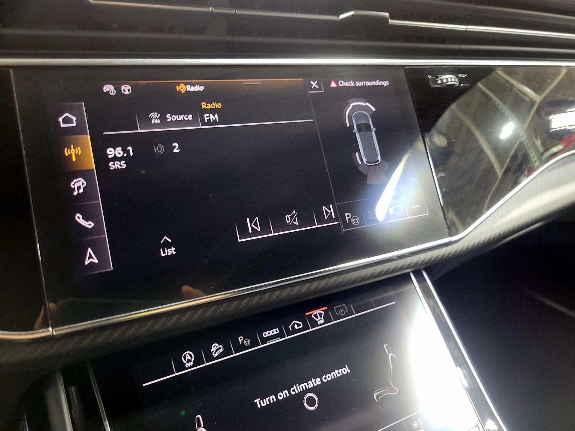 Thumbnail: 2025 Audi SQ7 - 15