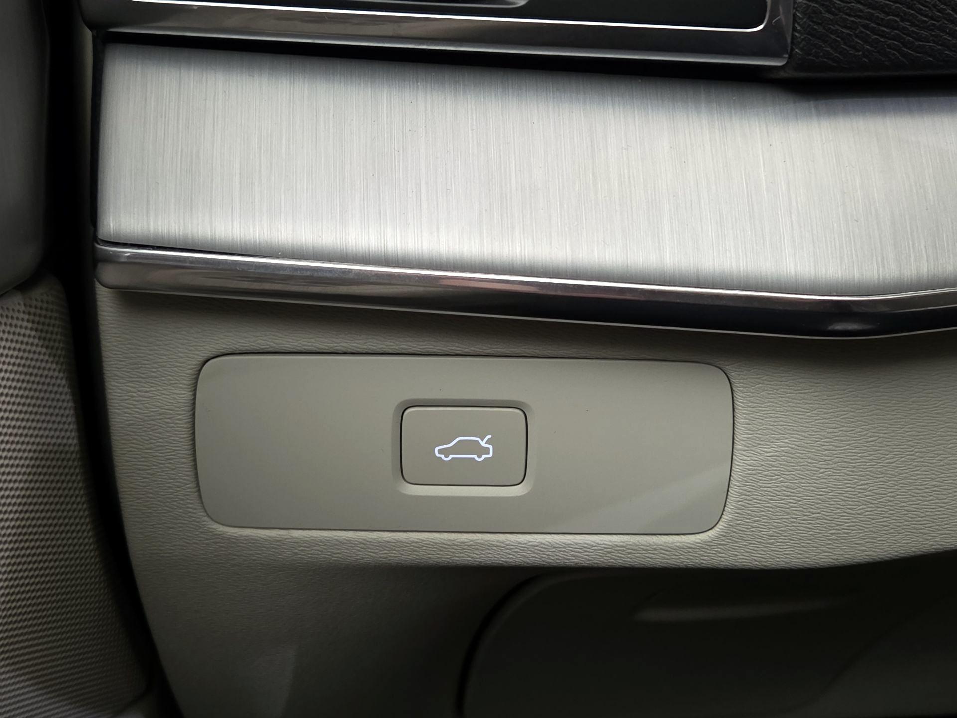 Thumbnail: 2024 Volvo XC90 - 13