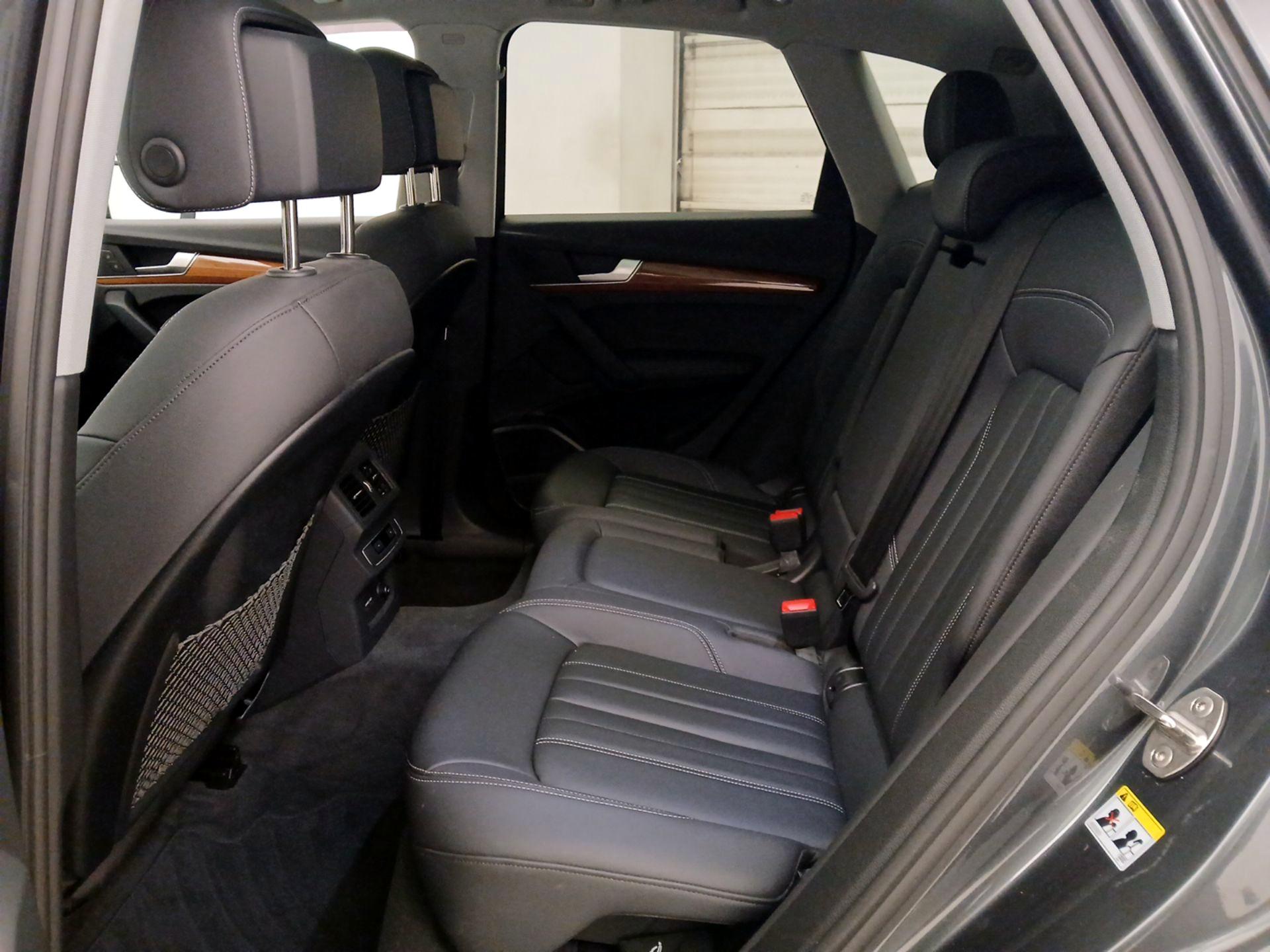 Thumbnail: 2023 Audi Q5 - 20