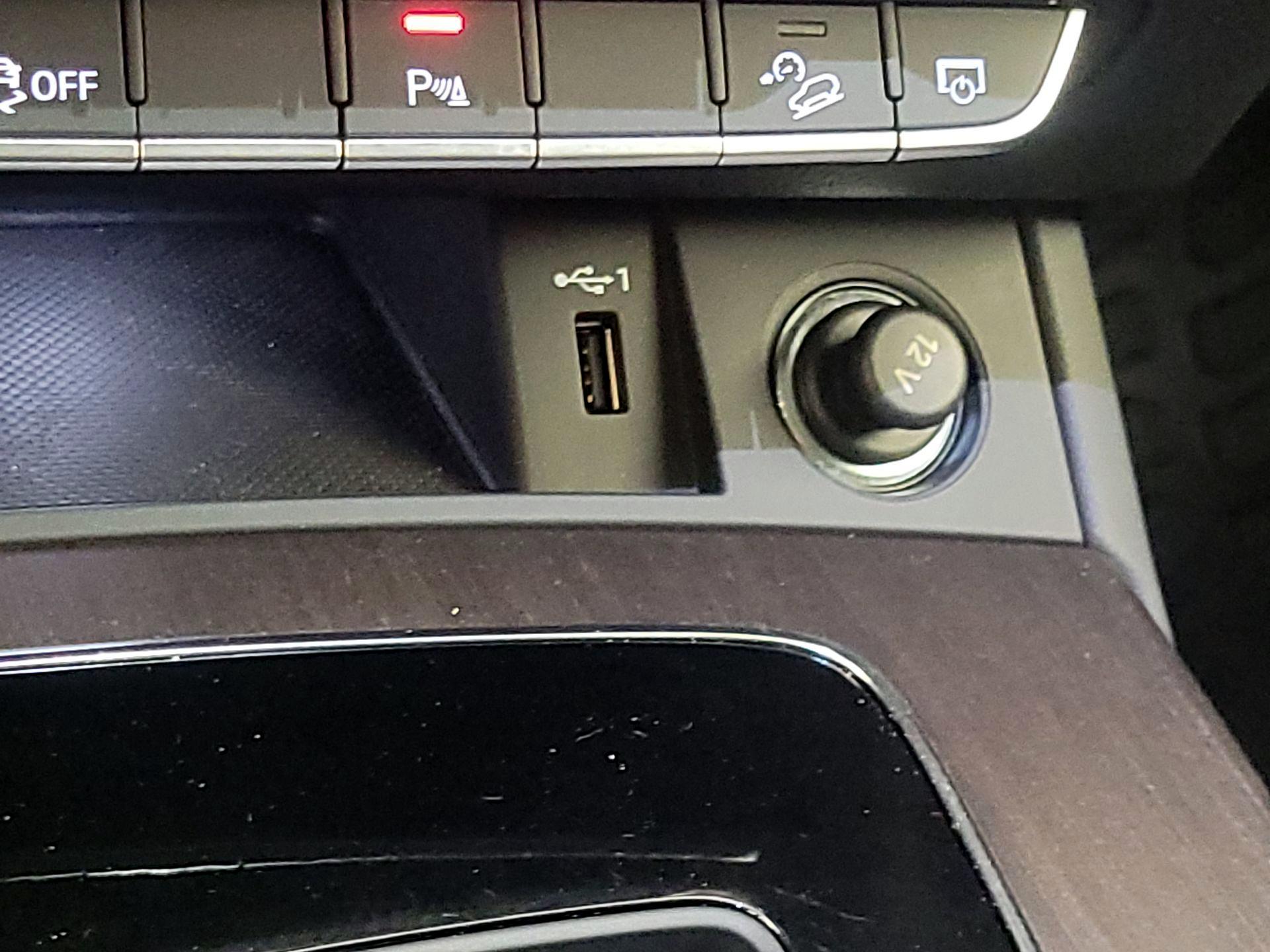 Thumbnail: 2023 Audi Q5 - 18