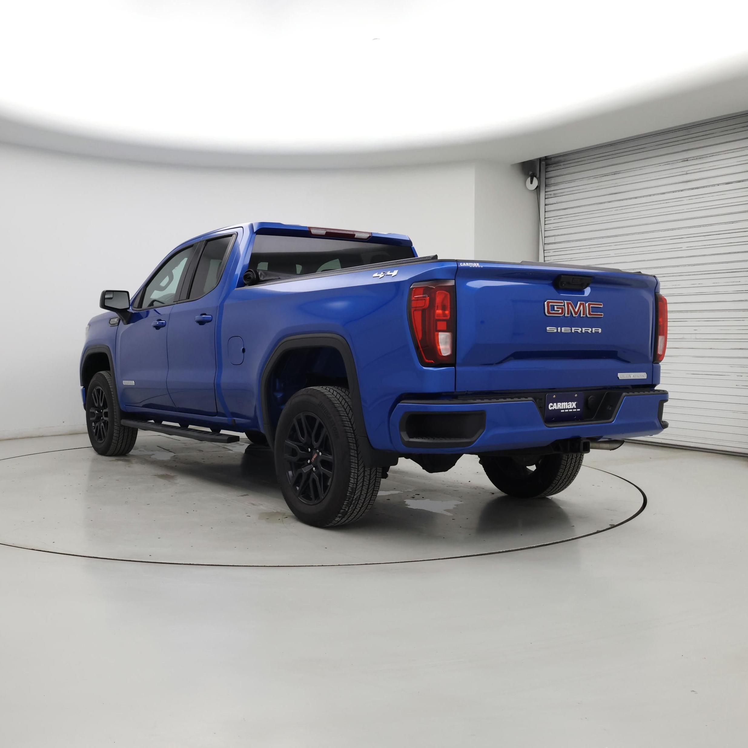 Thumbnail: 2023 GMC Sierra 1500 - 2