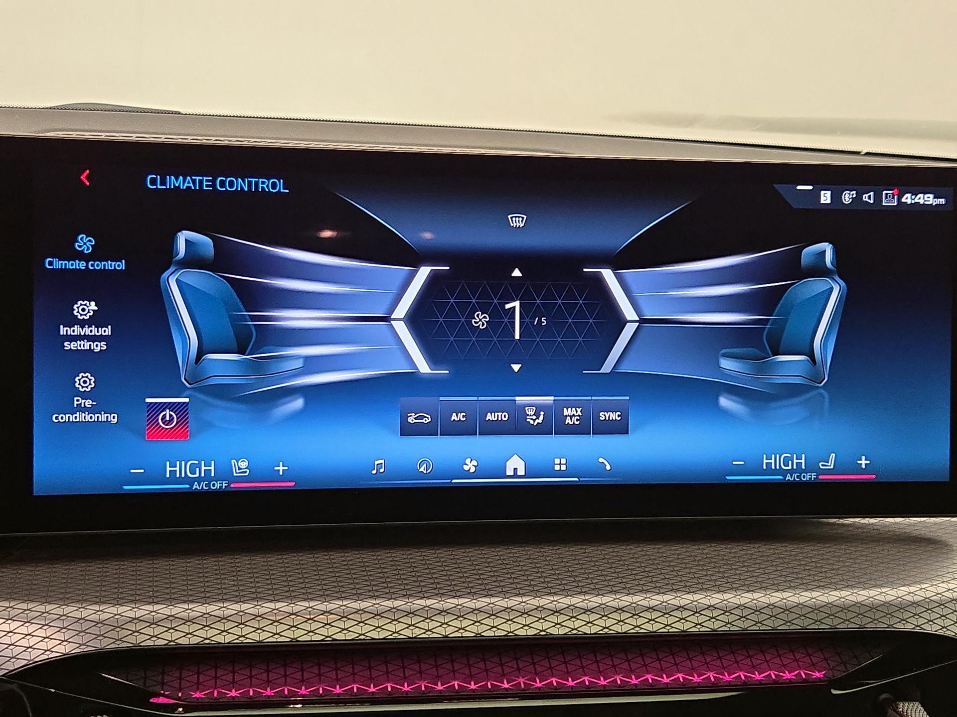 Thumbnail: 2025 BMW 2 Series - 17