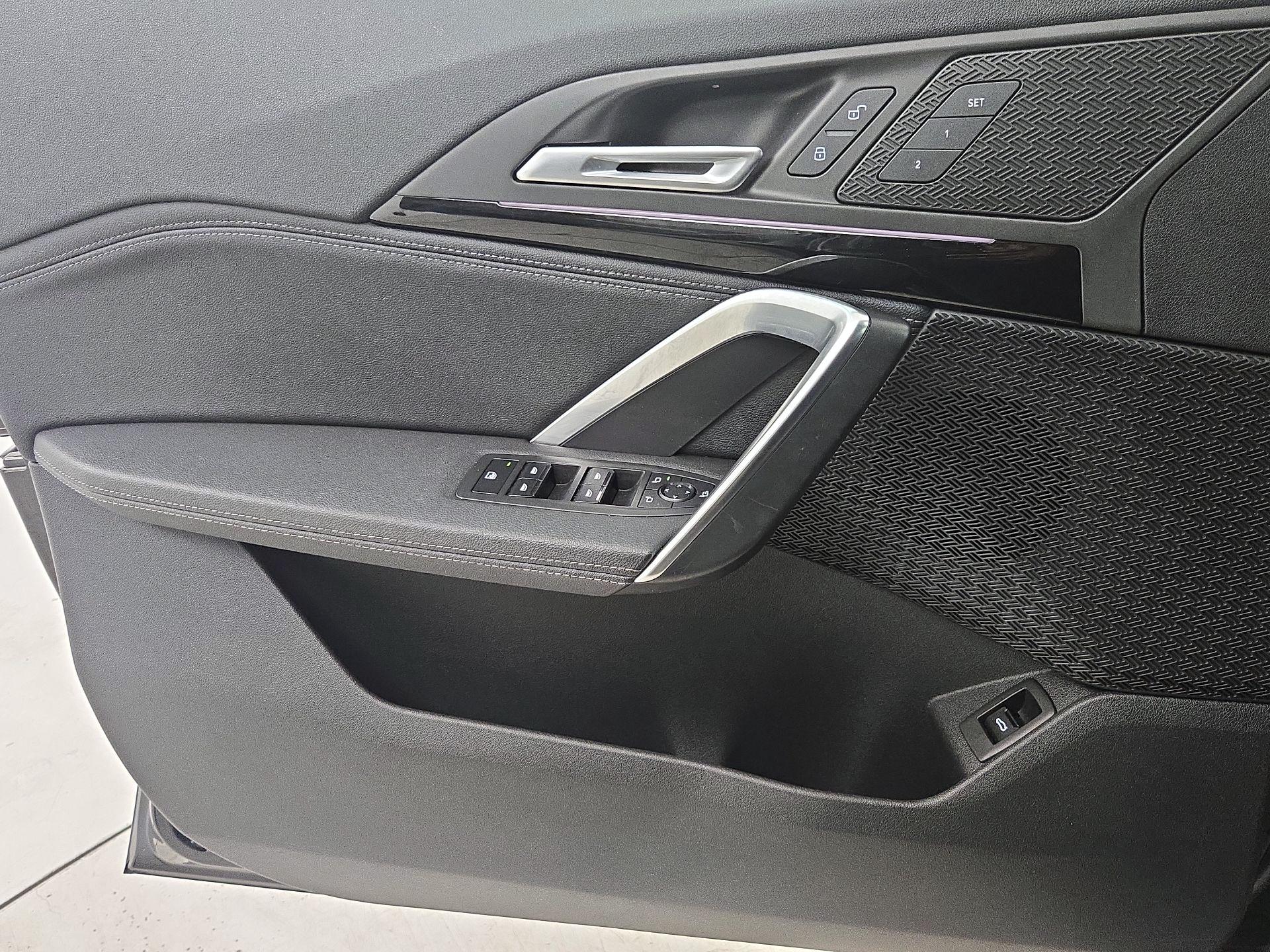 Thumbnail: 2023 BMW X1 - 12