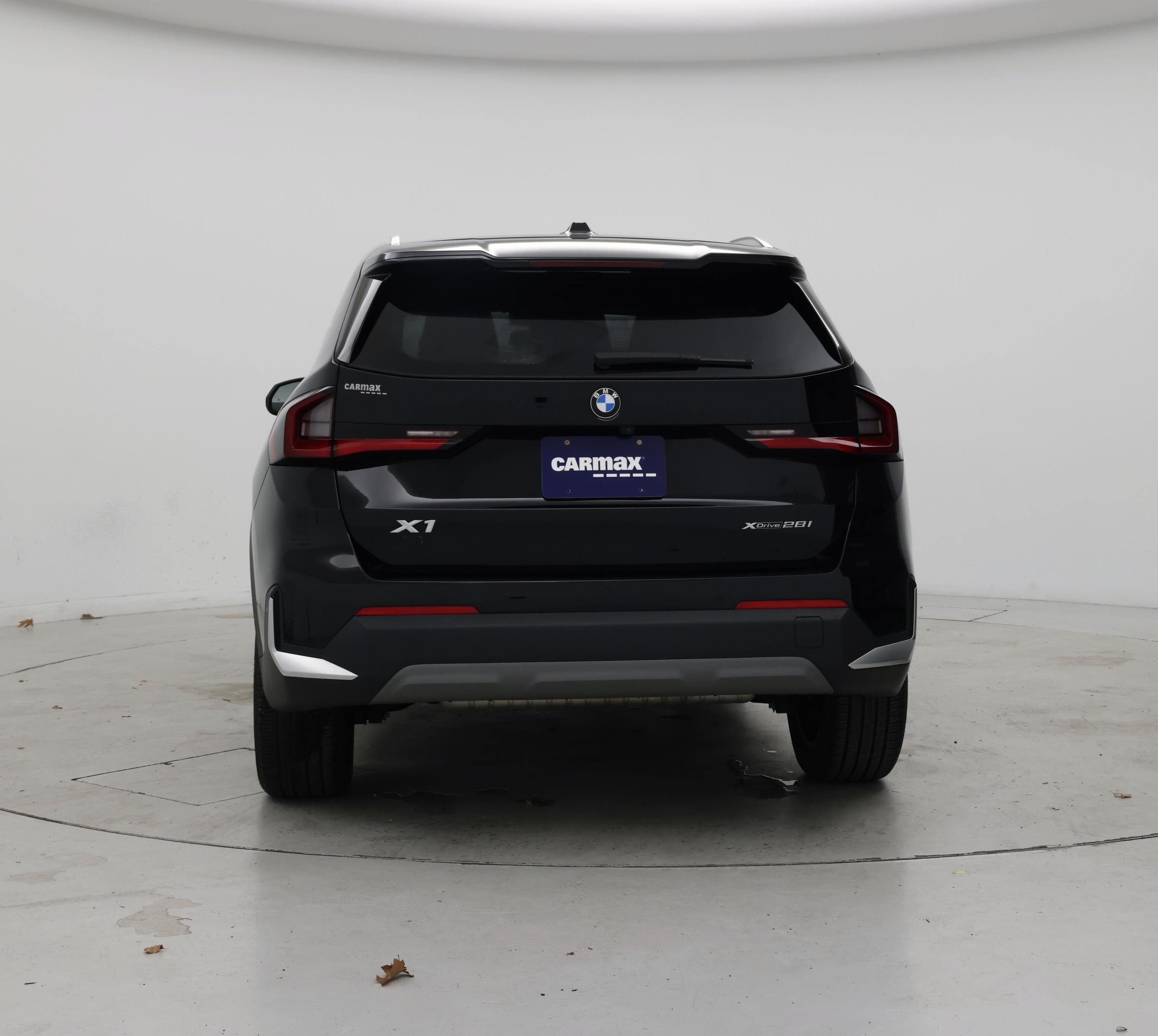 Thumbnail: 2023 BMW X1 - 6