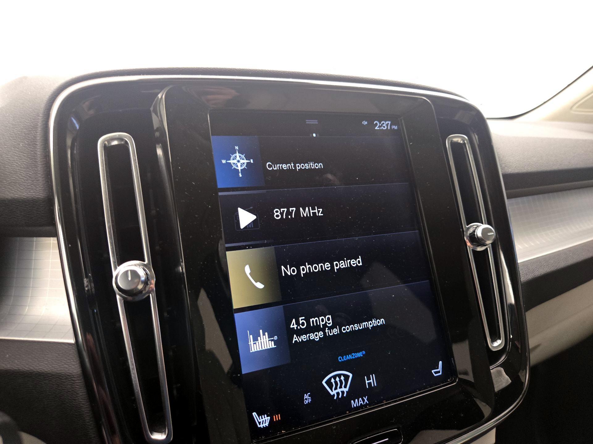 Thumbnail: 2020 Volvo XC40 - 16