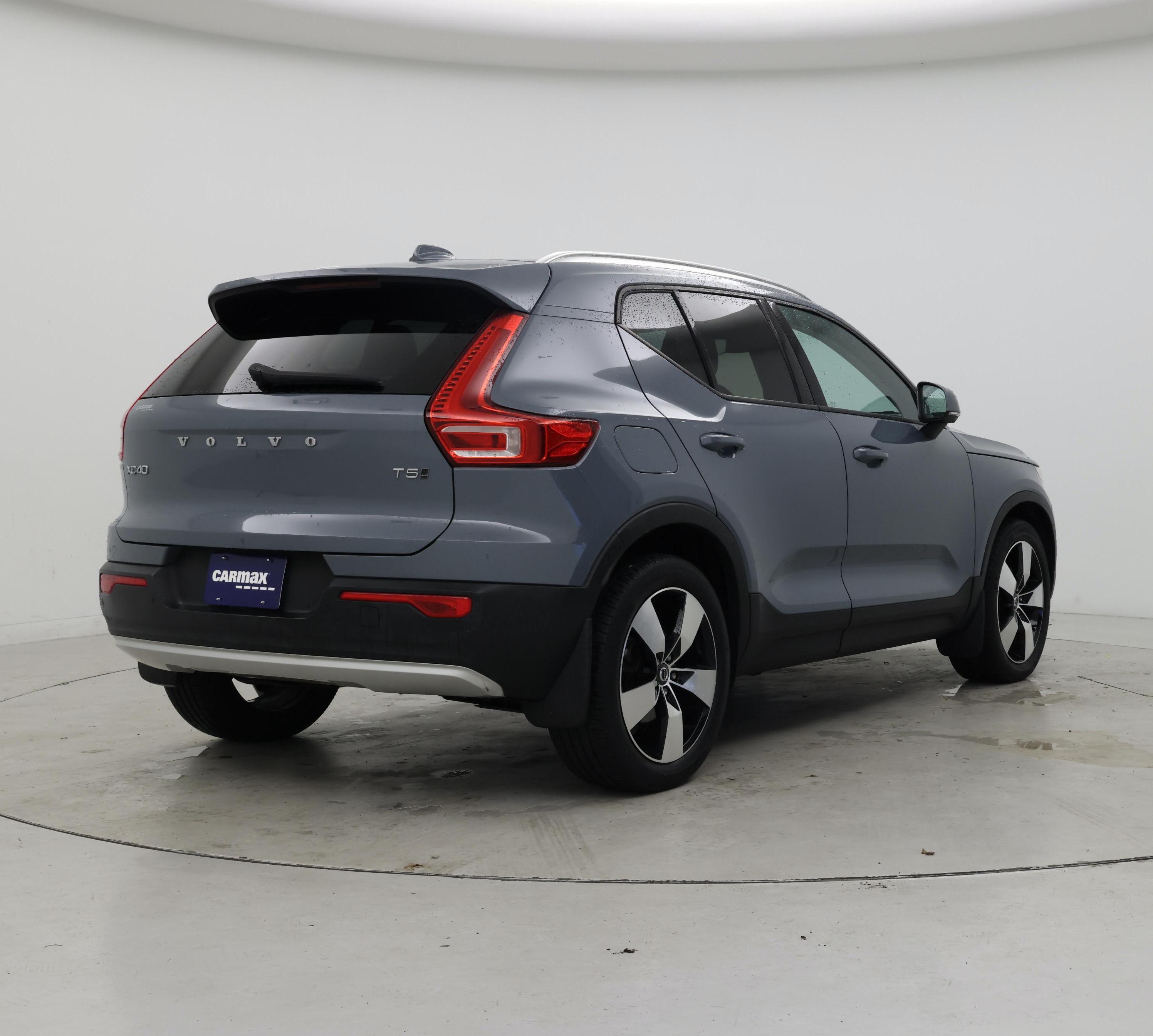 Thumbnail: 2020 Volvo XC40 - 8