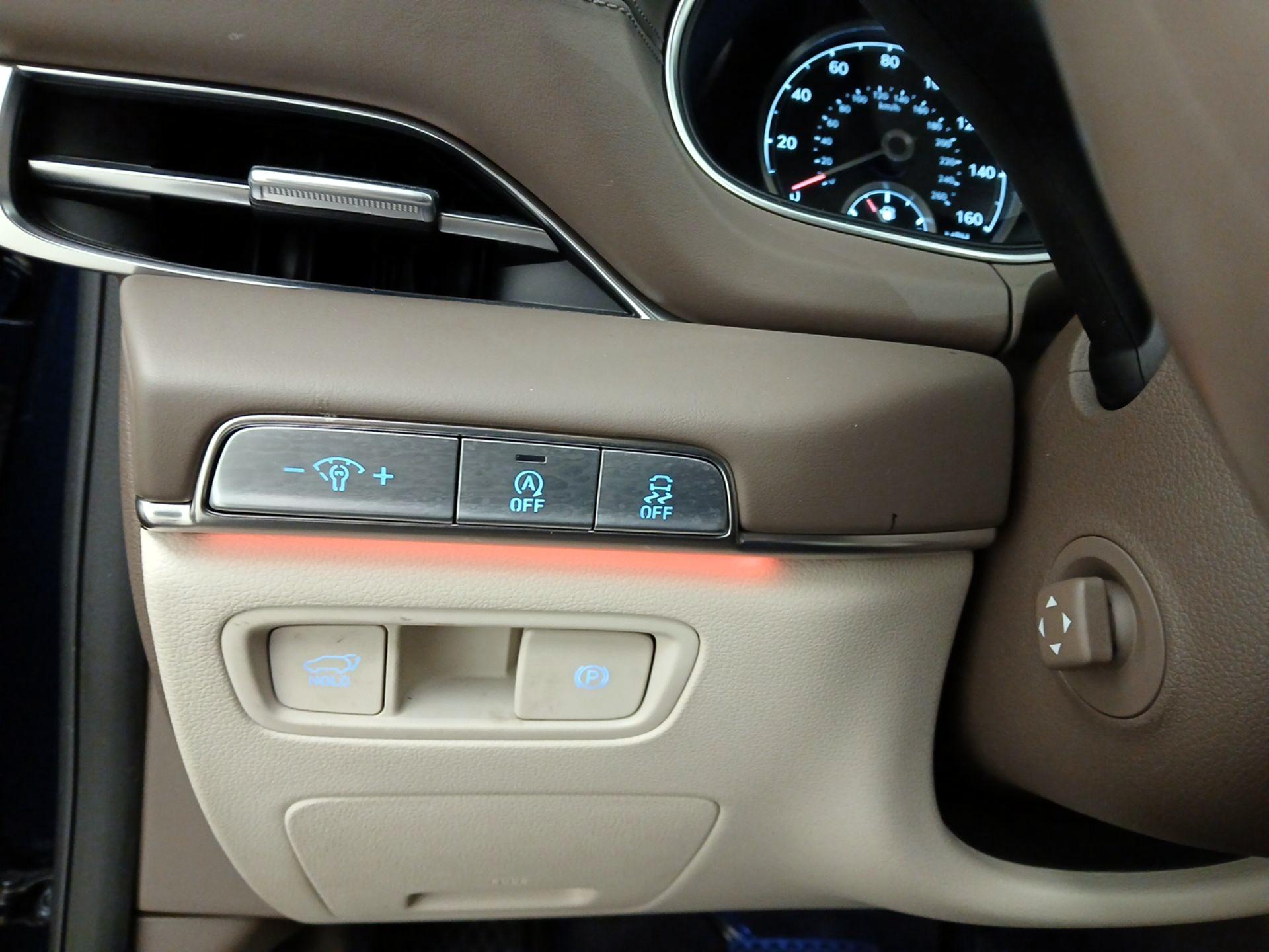 Thumbnail: 2022 Genesis GV80 - 13