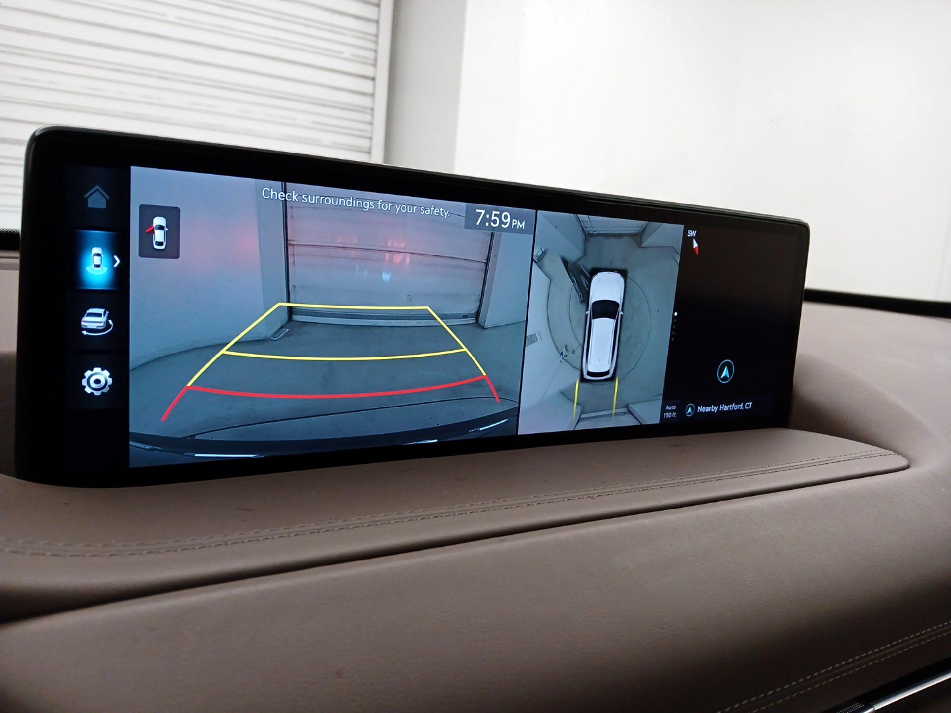 Thumbnail: 2022 Genesis GV80 - 15