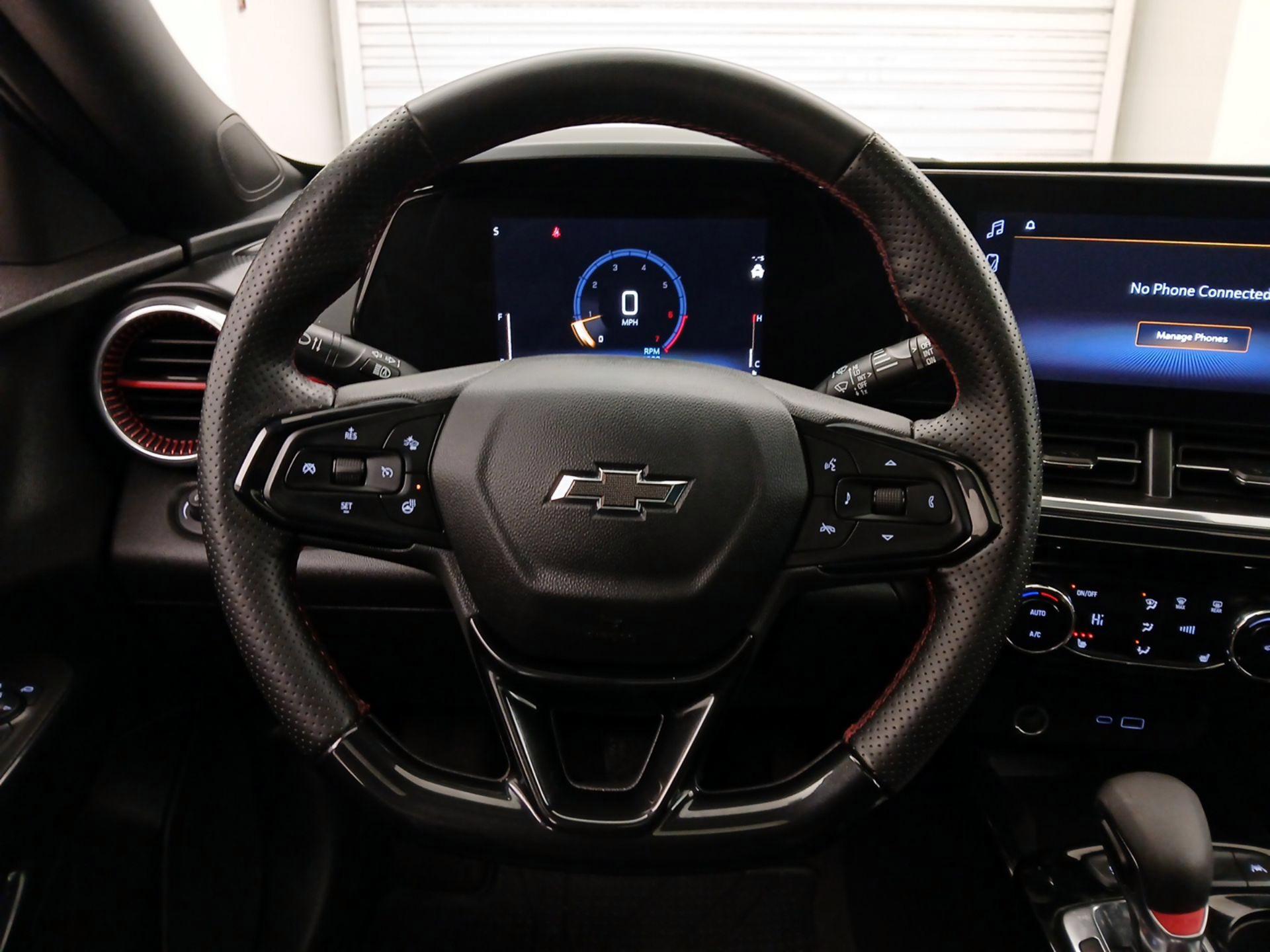 Thumbnail: 2025 Chevrolet Trax - 10