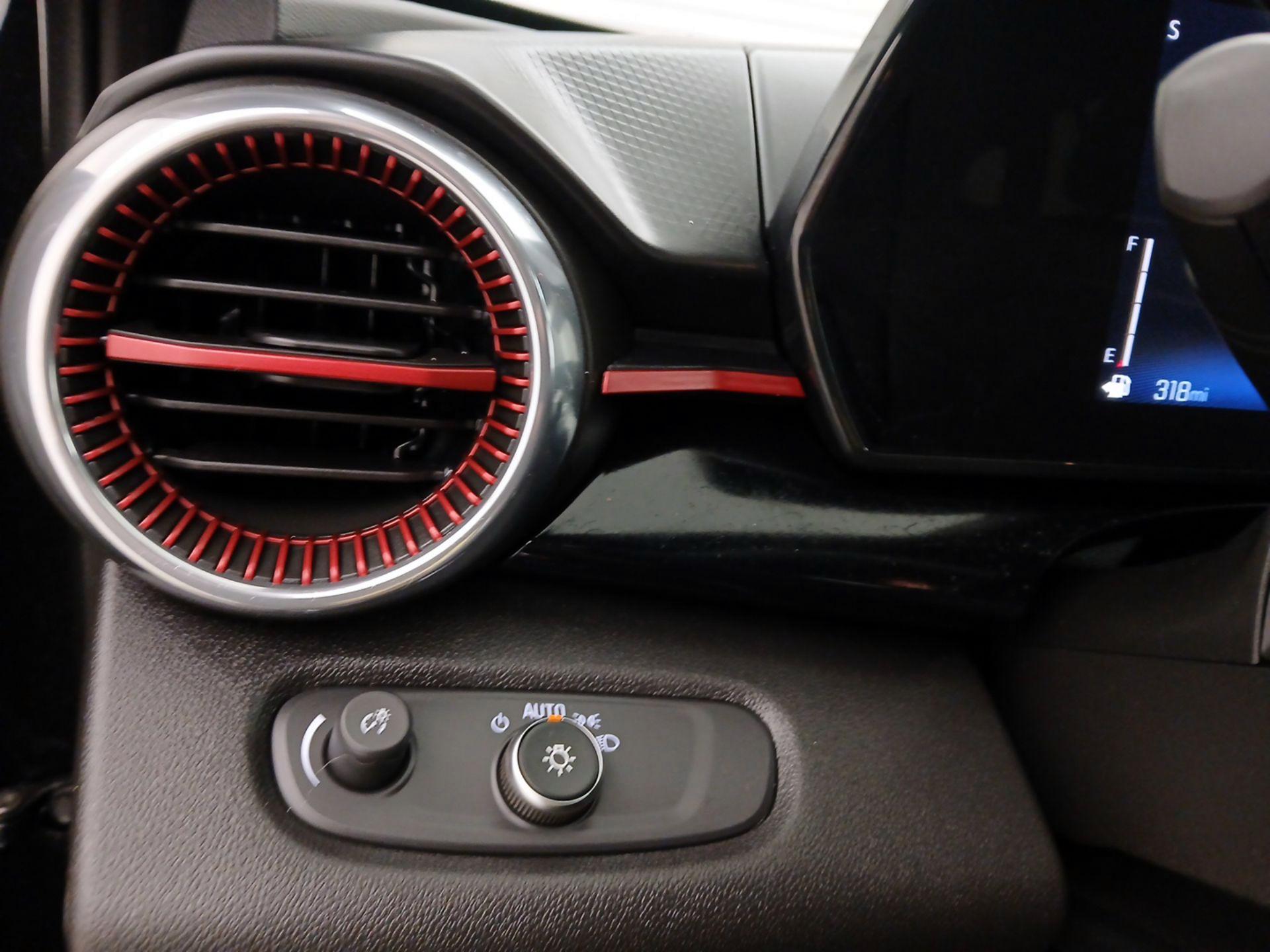 Thumbnail: 2025 Chevrolet Trax - 13