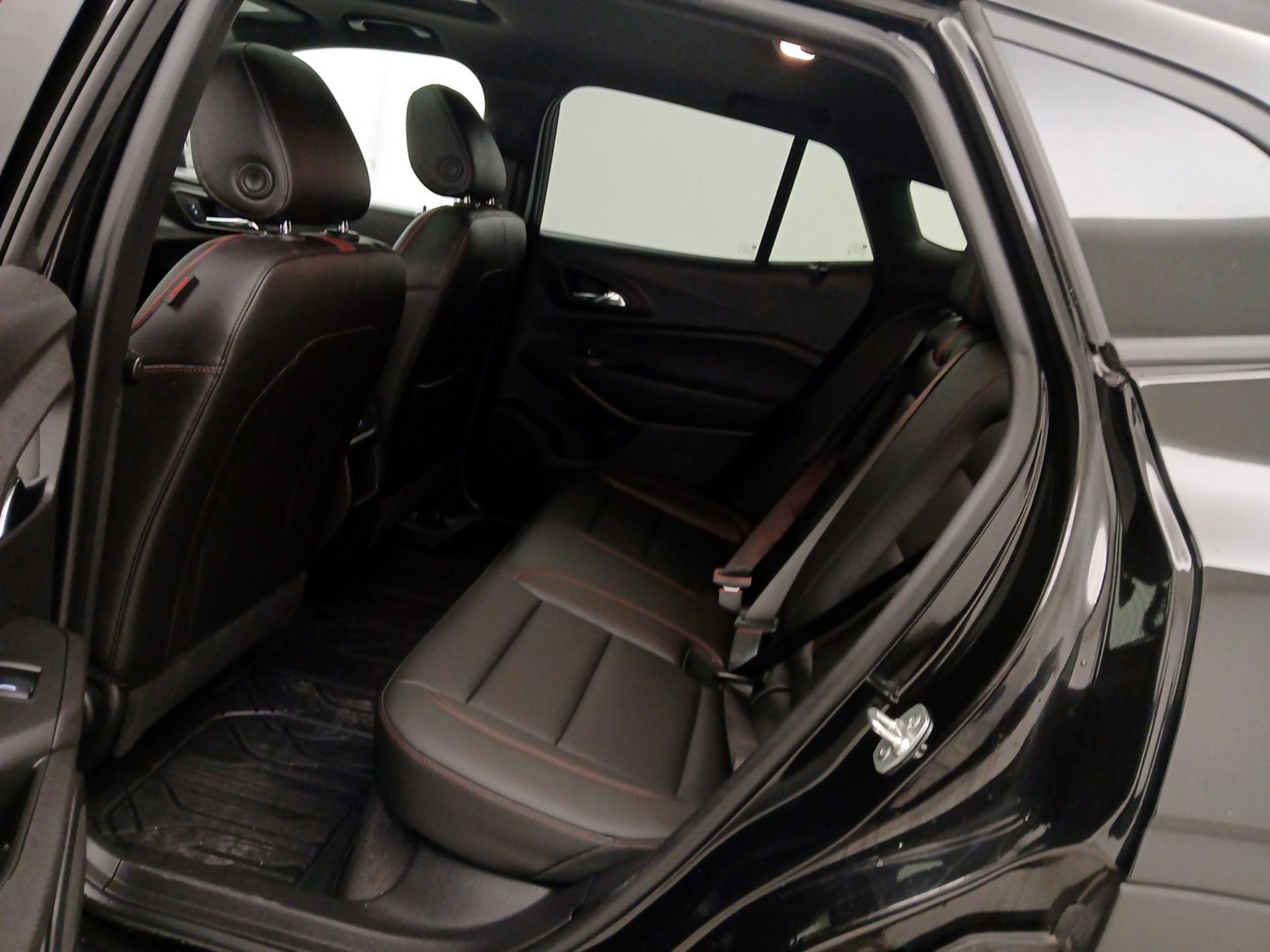 Thumbnail: 2025 Chevrolet Trax - 20