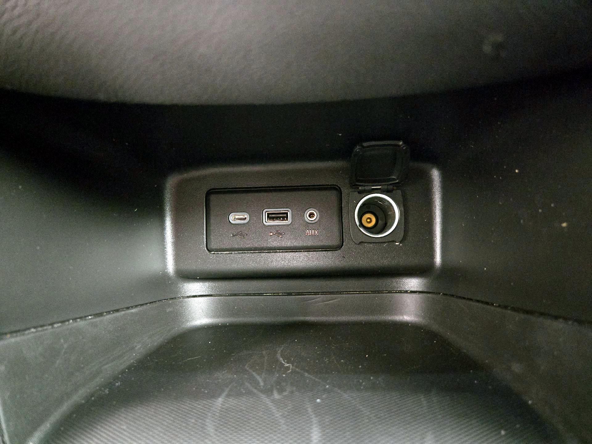 Thumbnail: 2023 Chevrolet Equinox - 18