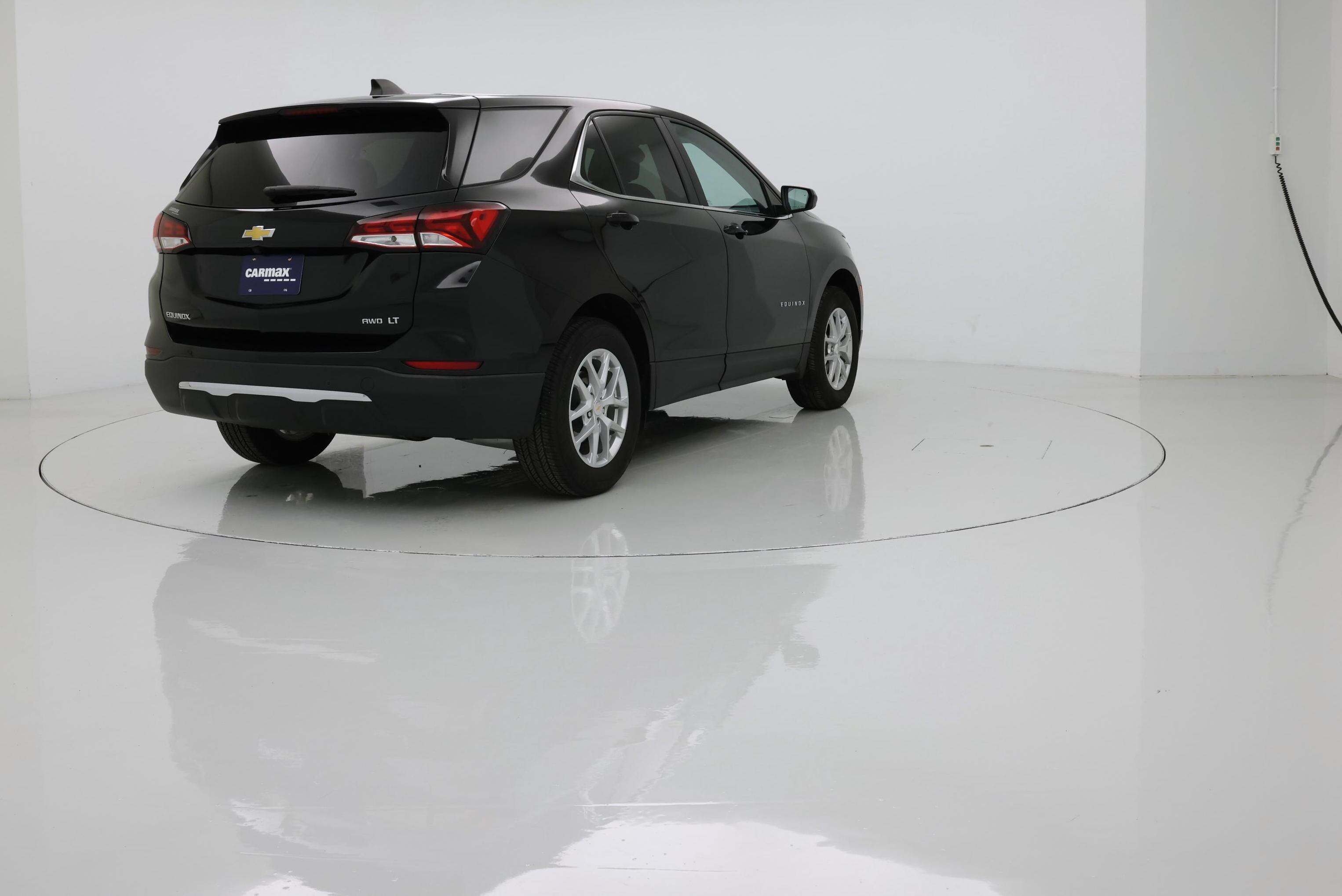 Thumbnail: 2023 Chevrolet Equinox - 8