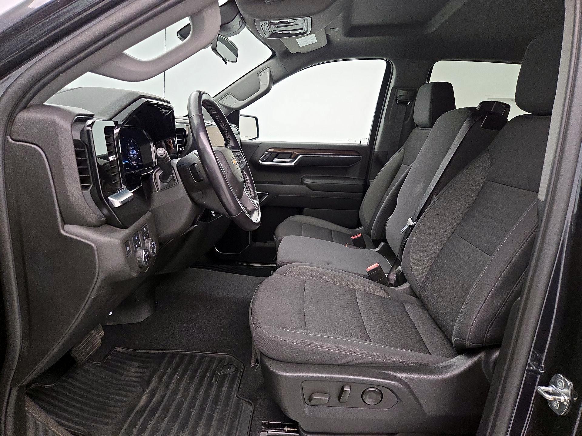 Thumbnail: 2022 Chevrolet Silverado 1500 - 11