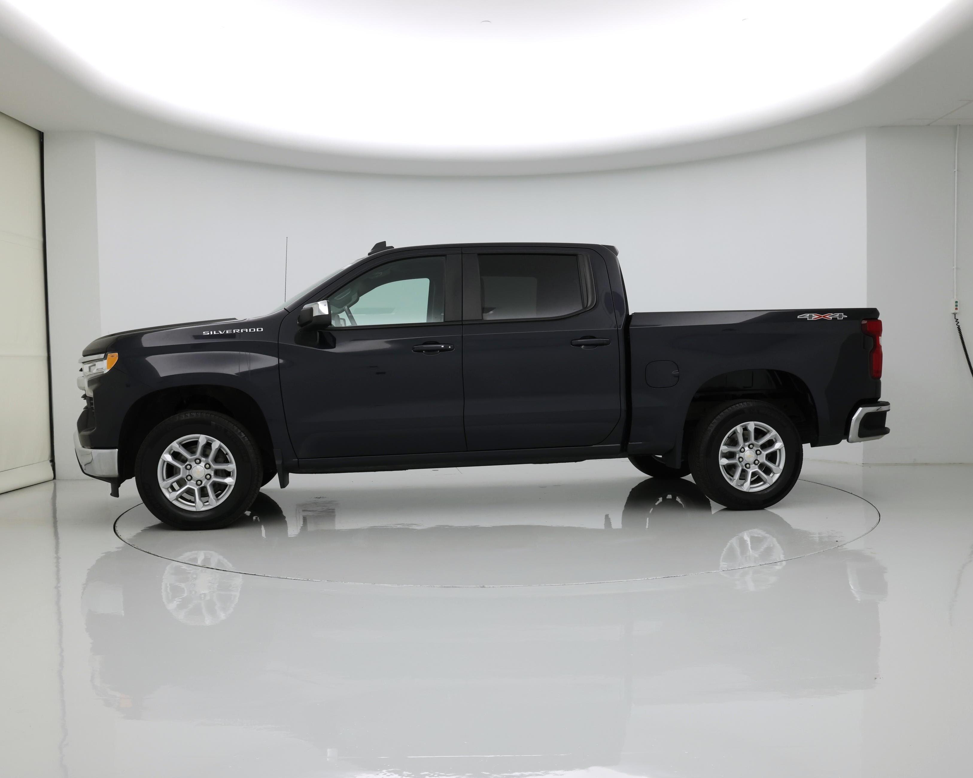 Thumbnail: 2022 Chevrolet Silverado 1500 - 3