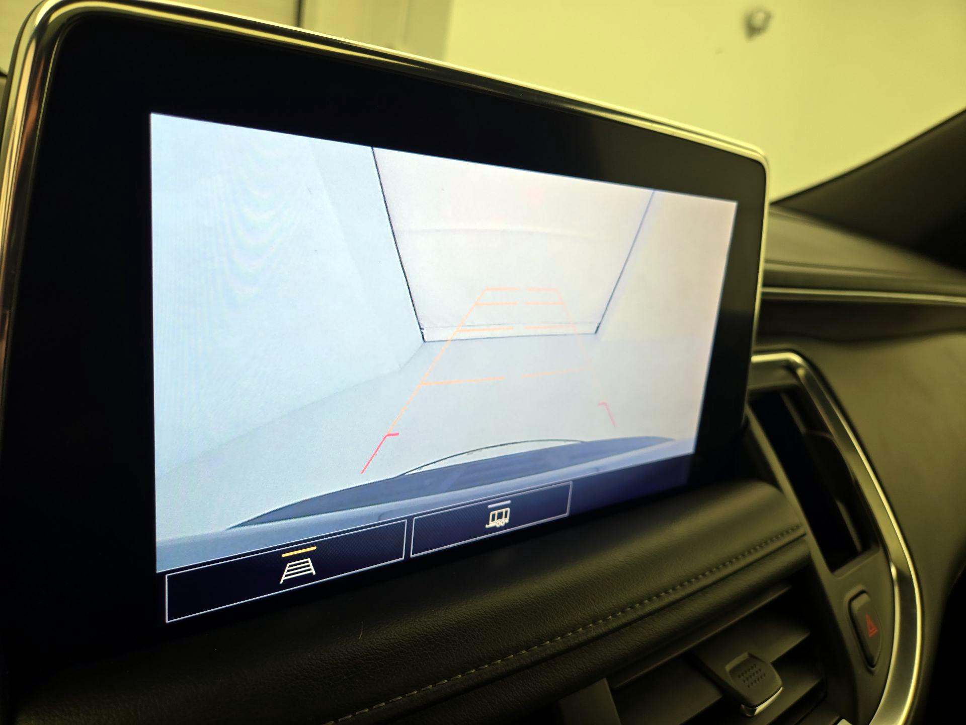 Thumbnail: 2021 Chevrolet Tahoe - 14