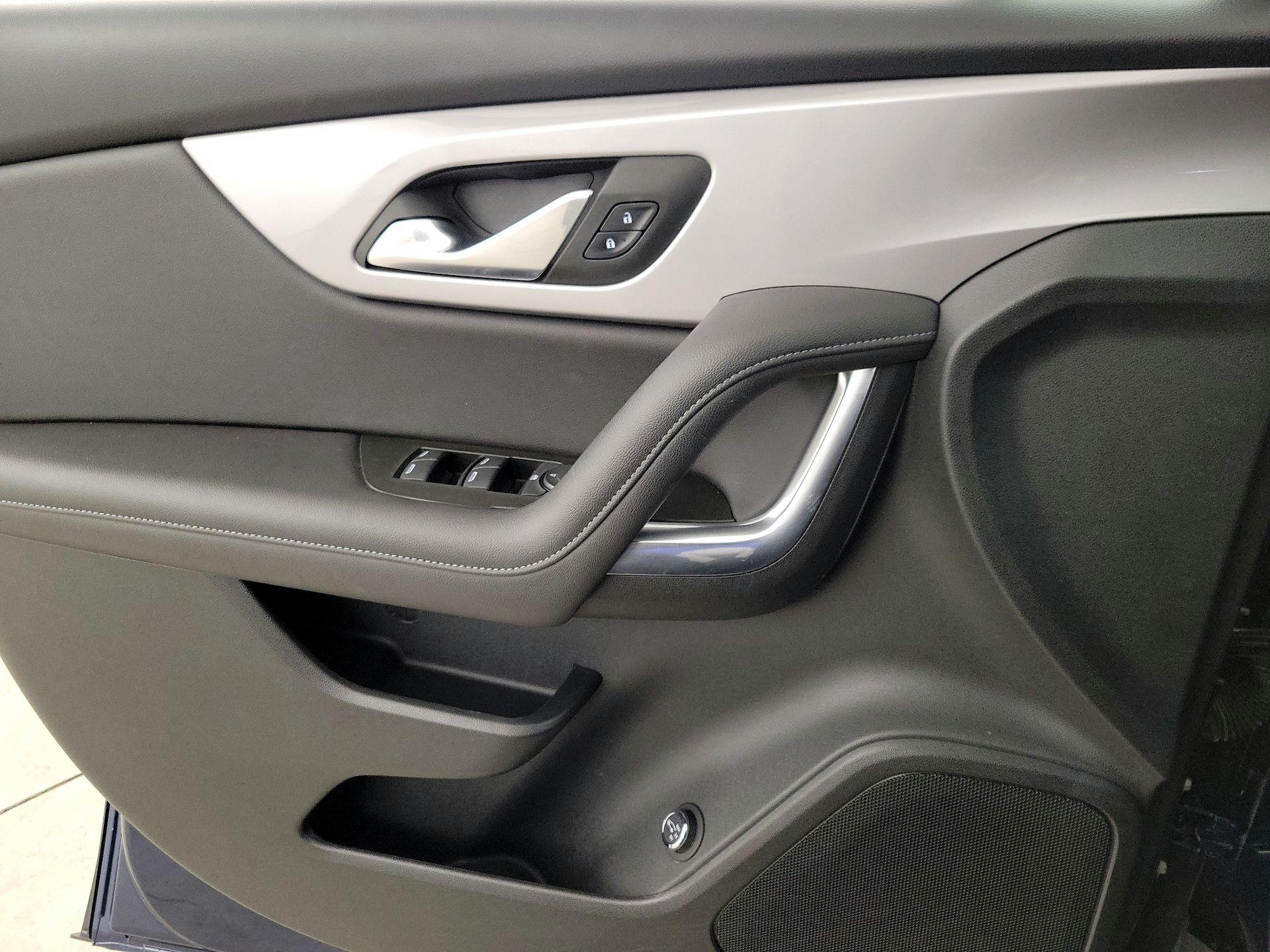 Thumbnail: 2022 Chevrolet Blazer - 12