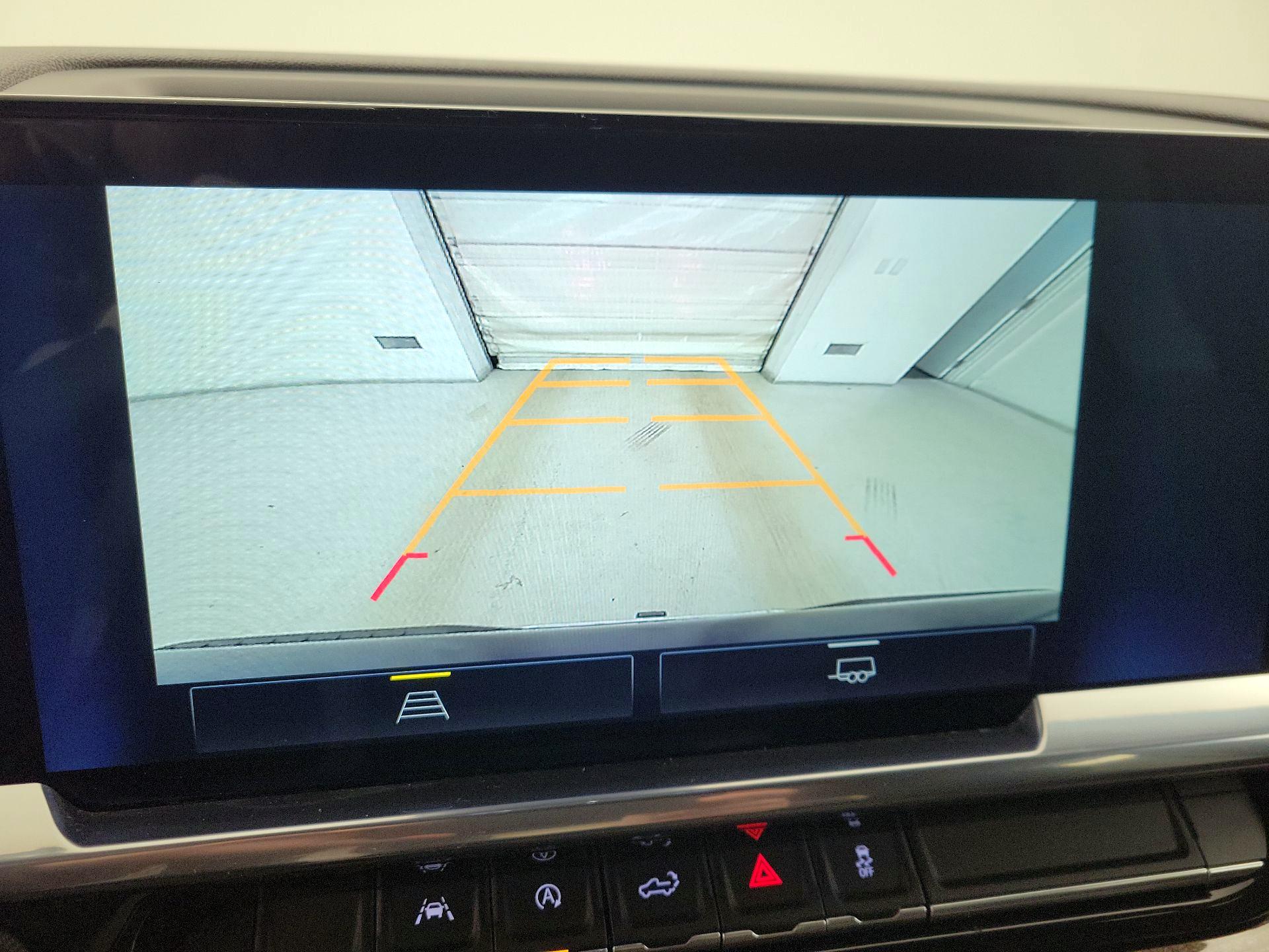 Thumbnail: 2022 Chevrolet Silverado 1500 - 14