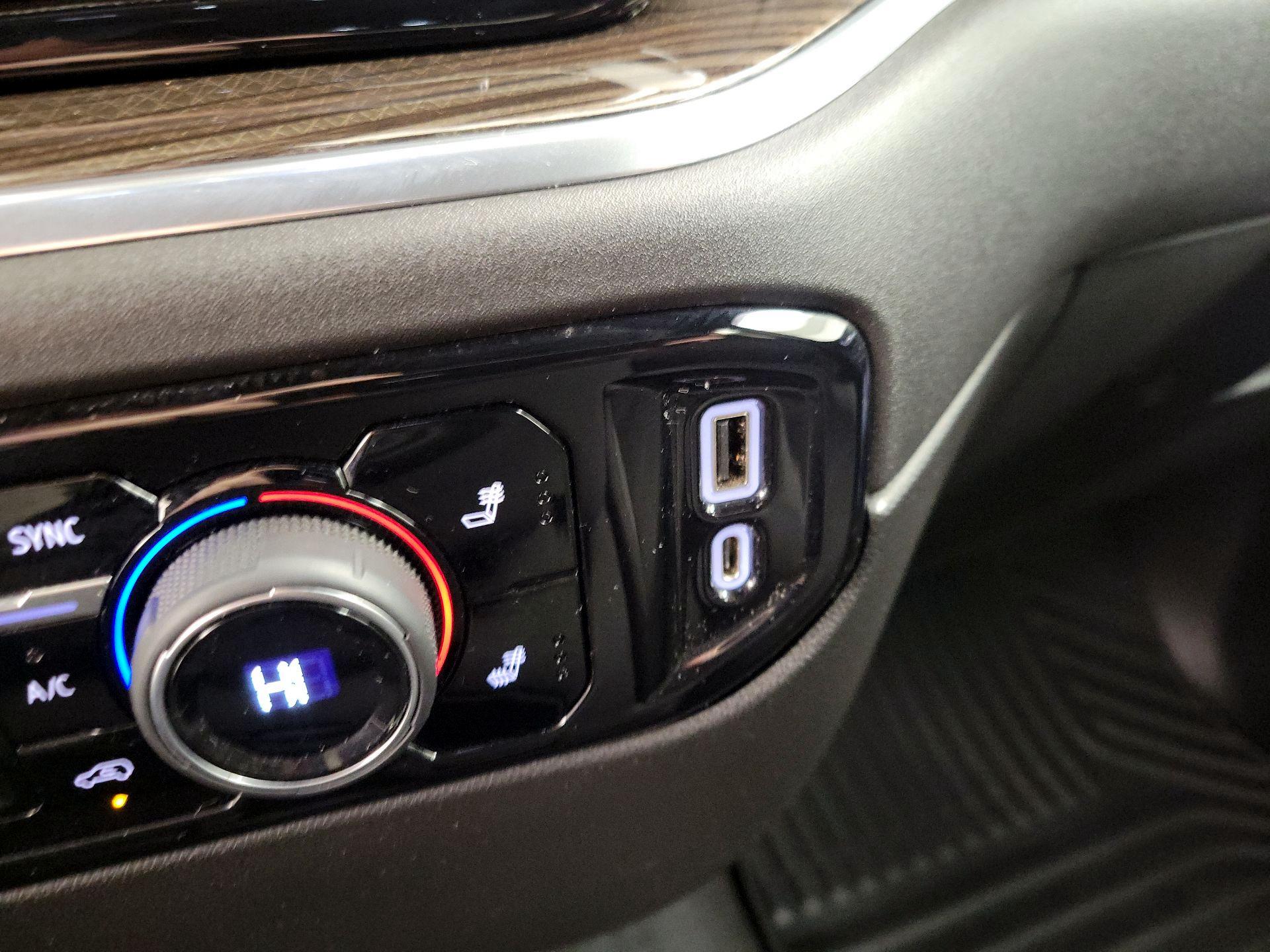 Thumbnail: 2022 Chevrolet Silverado 1500 - 18