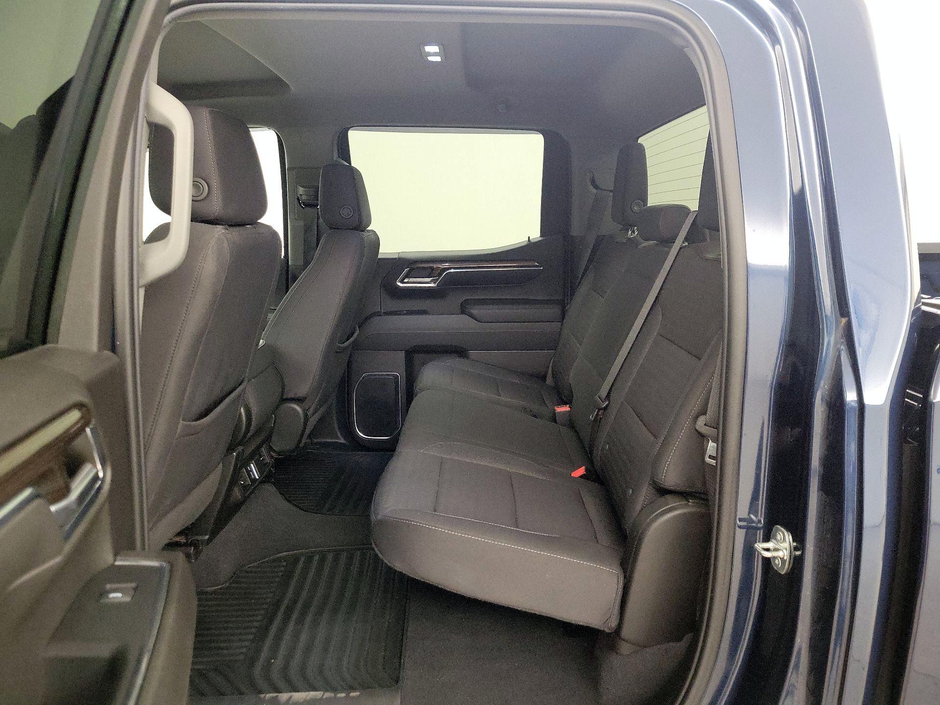 Thumbnail: 2022 Chevrolet Silverado 1500 - 19