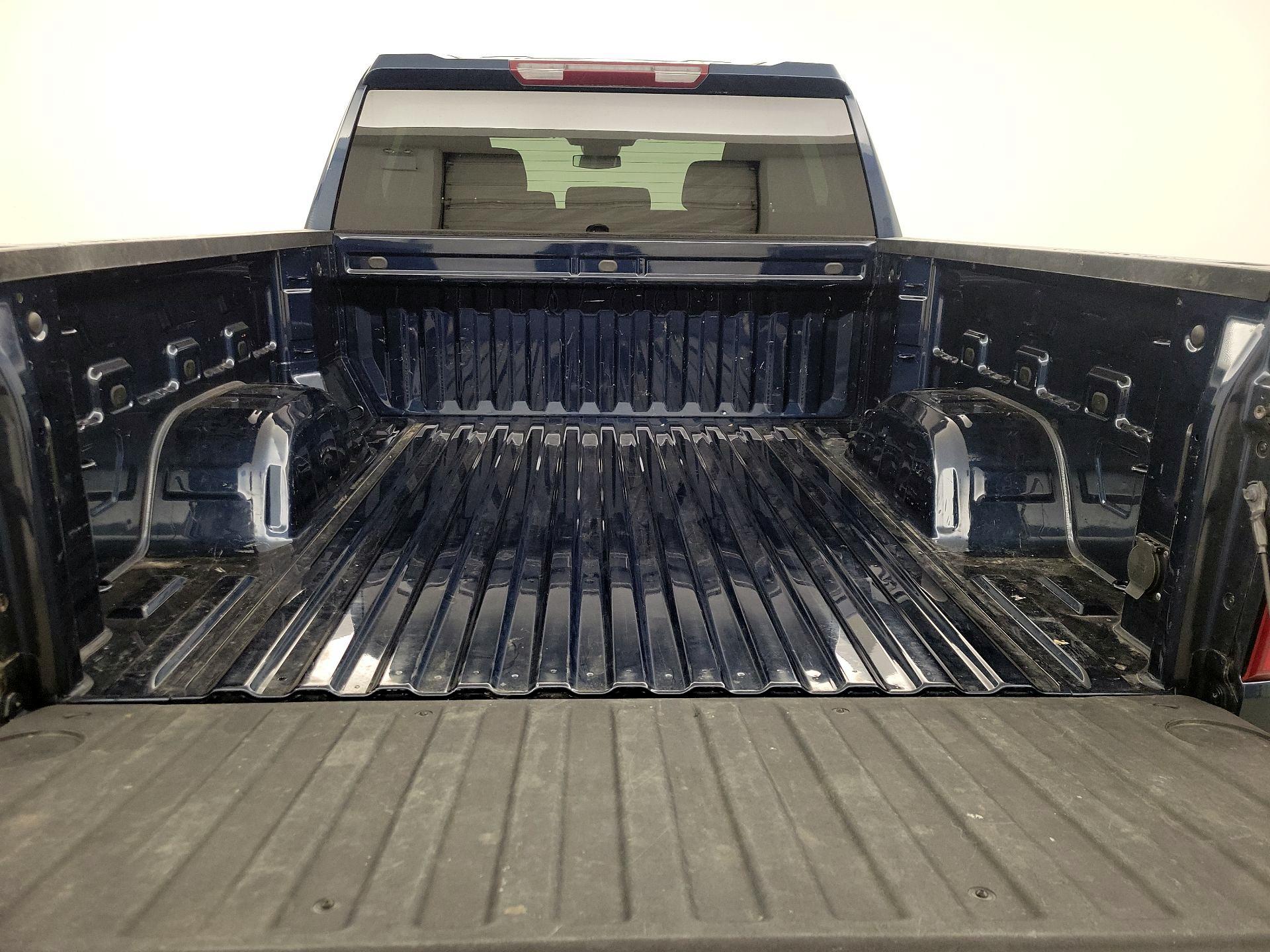 Thumbnail: 2022 Chevrolet Silverado 1500 - 20