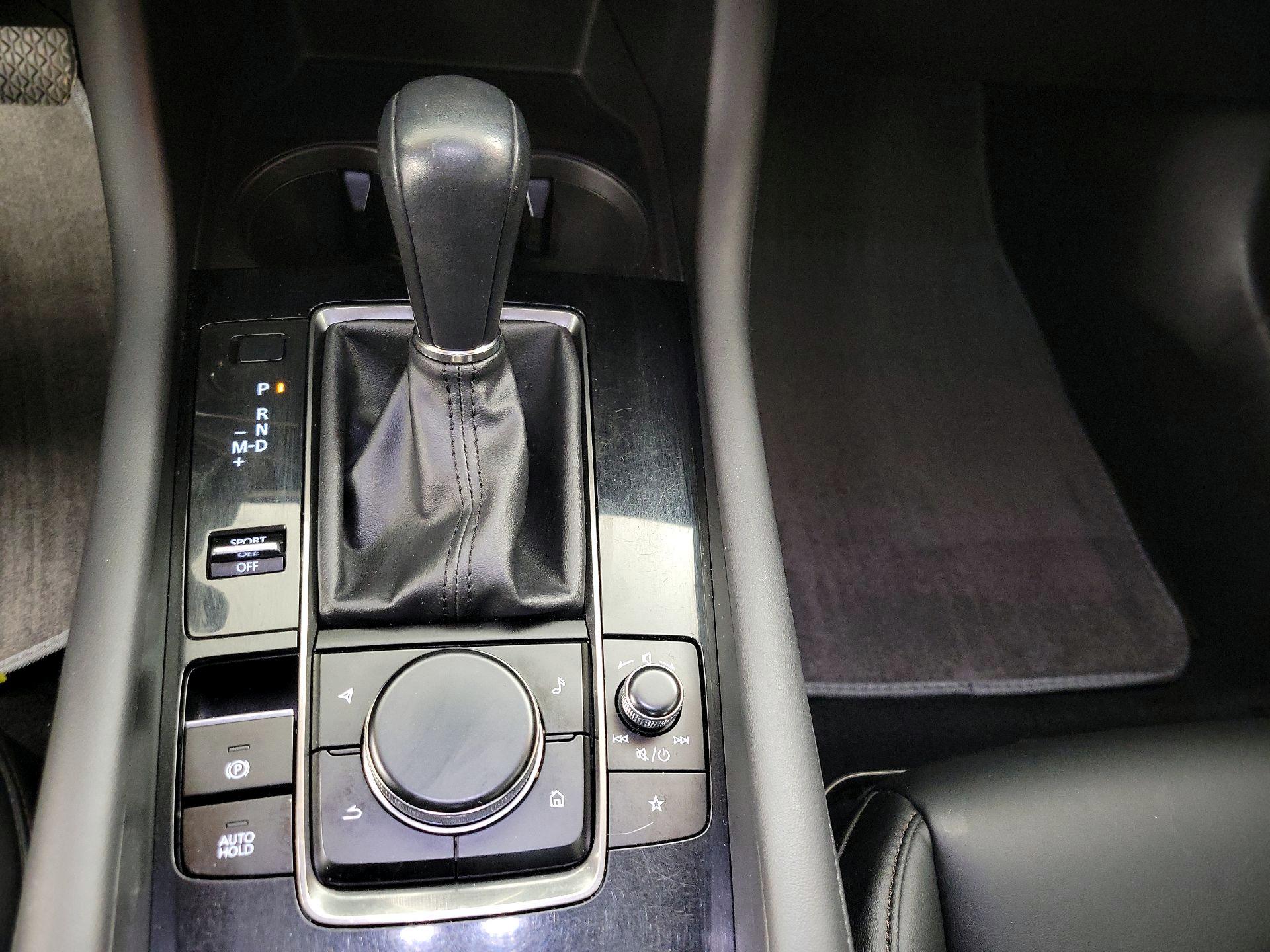 Thumbnail: 2021 Mazda Mazda3 - 17