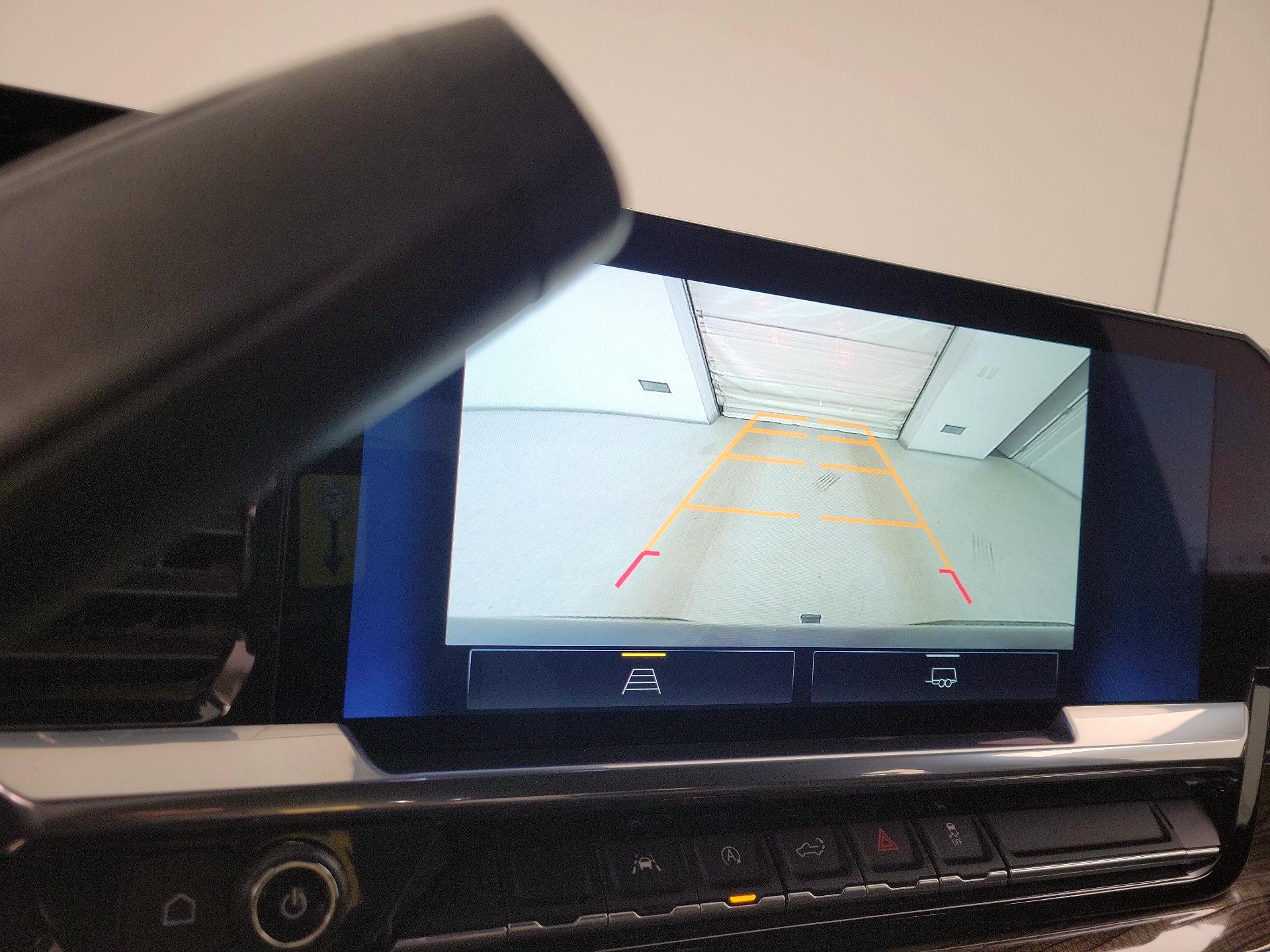 Thumbnail: 2022 Chevrolet Silverado 1500 - 14